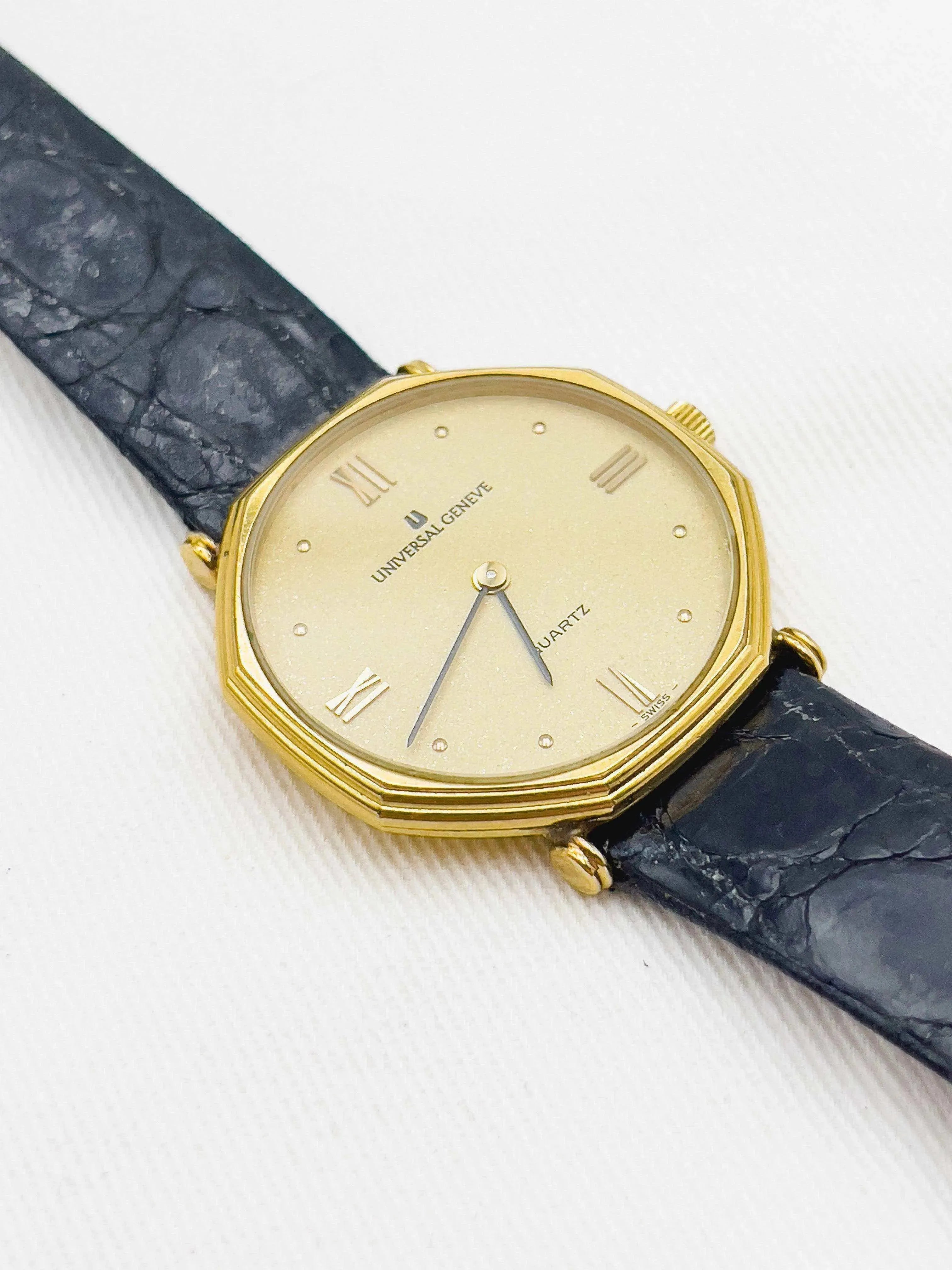Universal Genève - Octogone Gold - 1970s - Atelier Victor Paris - Vintage Watch Shop Dubai