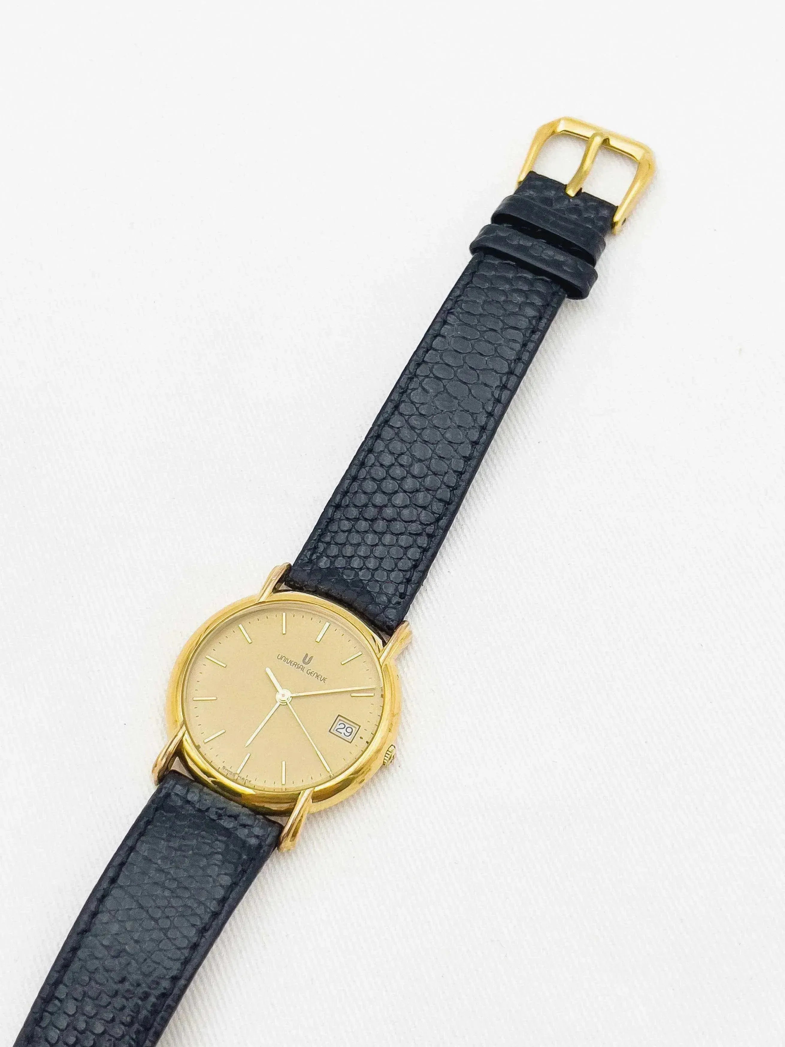 Universal Genève - Plaqué or Circle Date - 1970s - Atelier Victor - Vintage  Shop