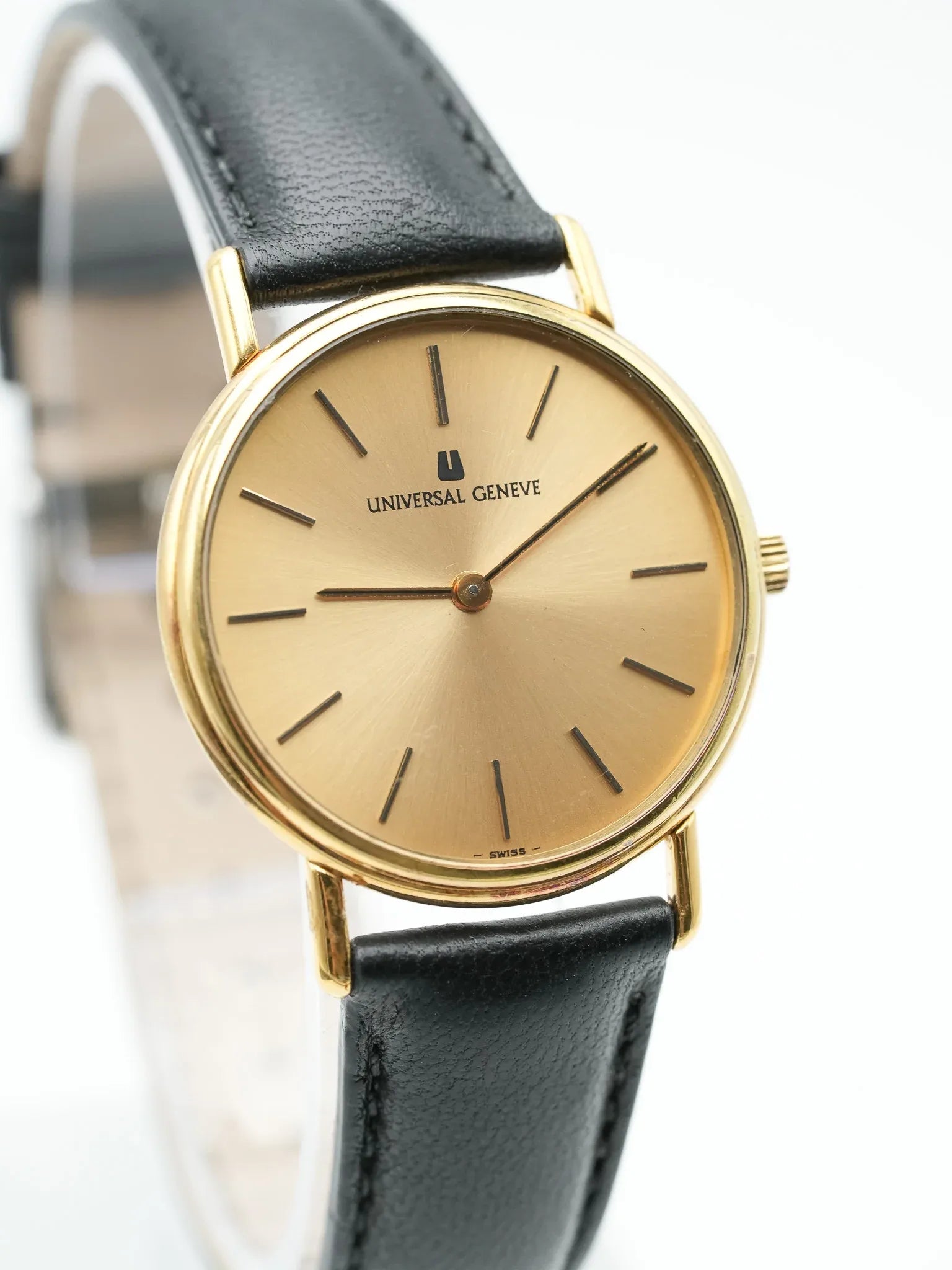 Universal Genève - Plaqué or Circle Ultra Slim Manuel - 1980s - Atelier Victor - Vintage  Shop