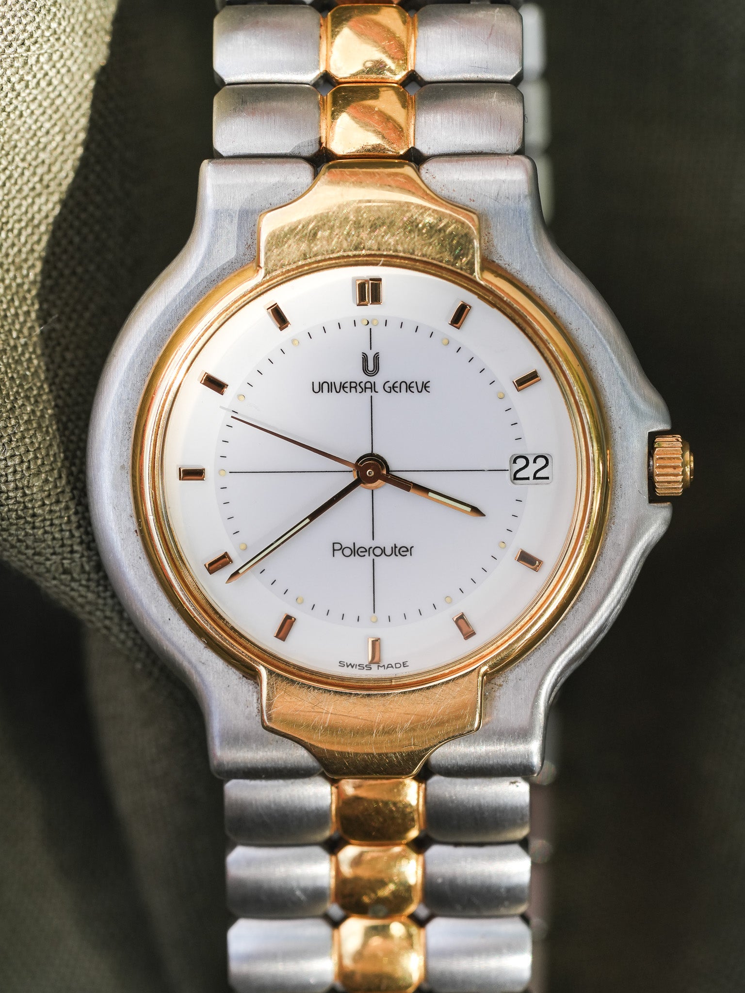Universal Genève - Polerouter Acier Or Quartz Cadran Blanc - 1980s - Atelier Victor - Vintage  Shop