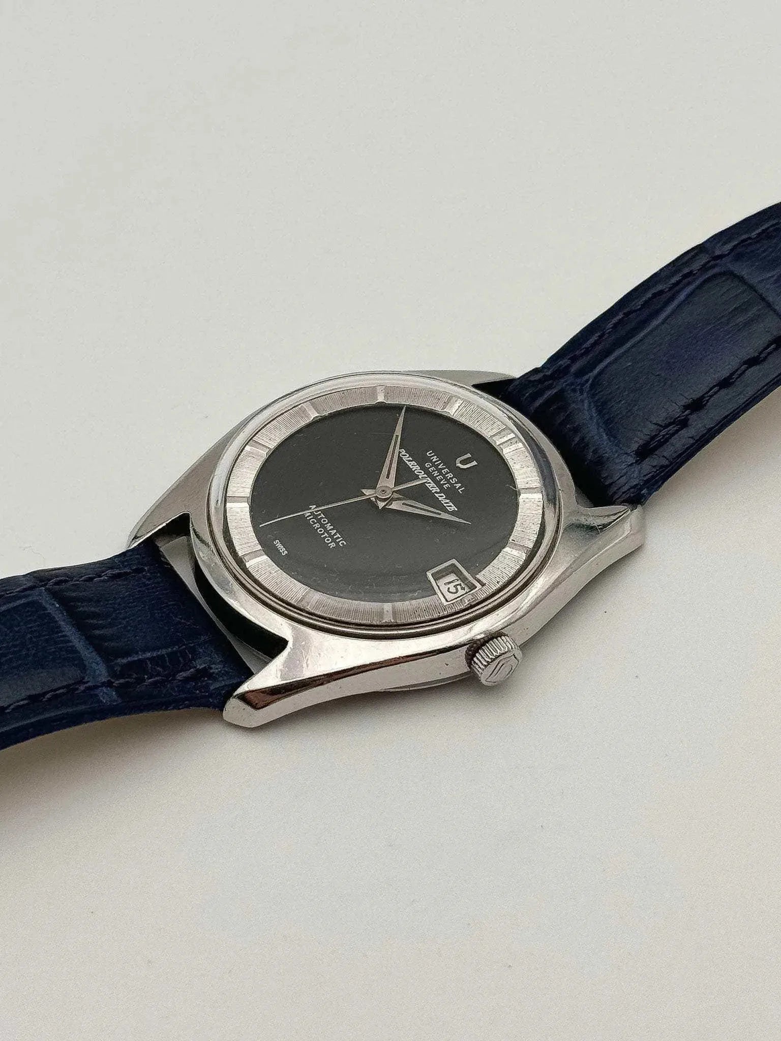 Universal Genève - Polerouter Date Micro Rotor - 1960’s - Atelier Victor Paris - Vintage Watch Shop Dubai
