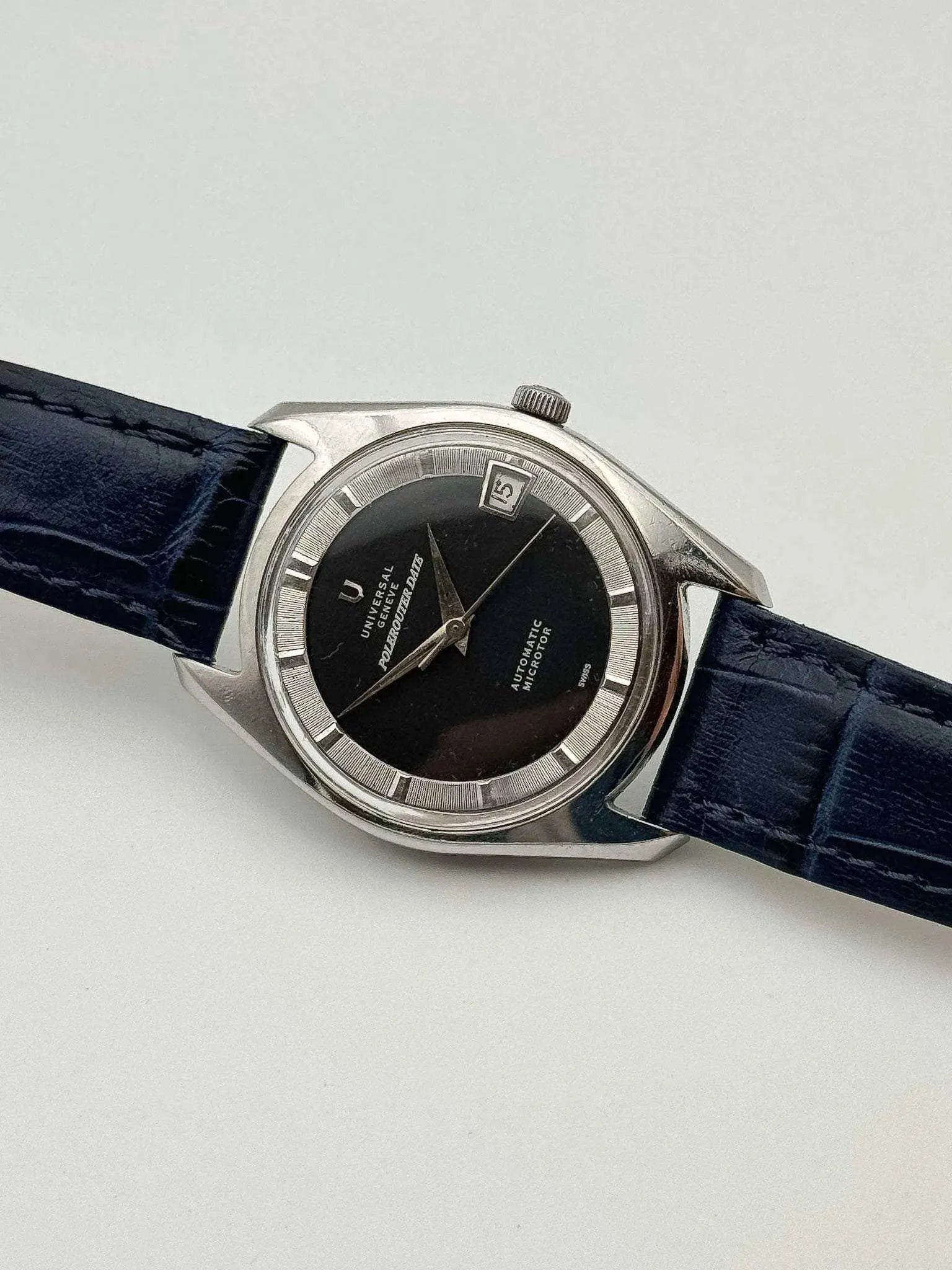 Universal Genève - Polerouter Date Micro Rotor - 1960’s - Atelier Victor Paris - Vintage Watch Shop Dubai