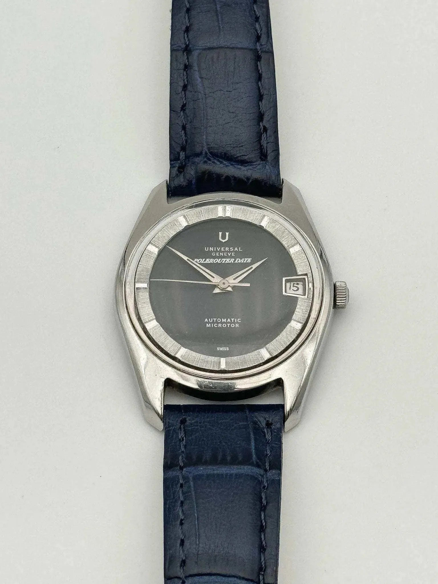 Universal Genève - Polerouter Date Micro Rotor - 1960’s - Atelier Victor Paris - Vintage Watch Shop Dubai