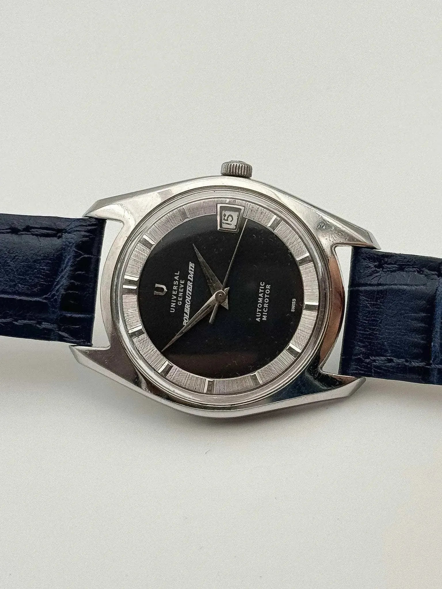 Universal Genève - Polerouter Date Micro Rotor - 1960s - Atelier Victor - Vintage  Shop