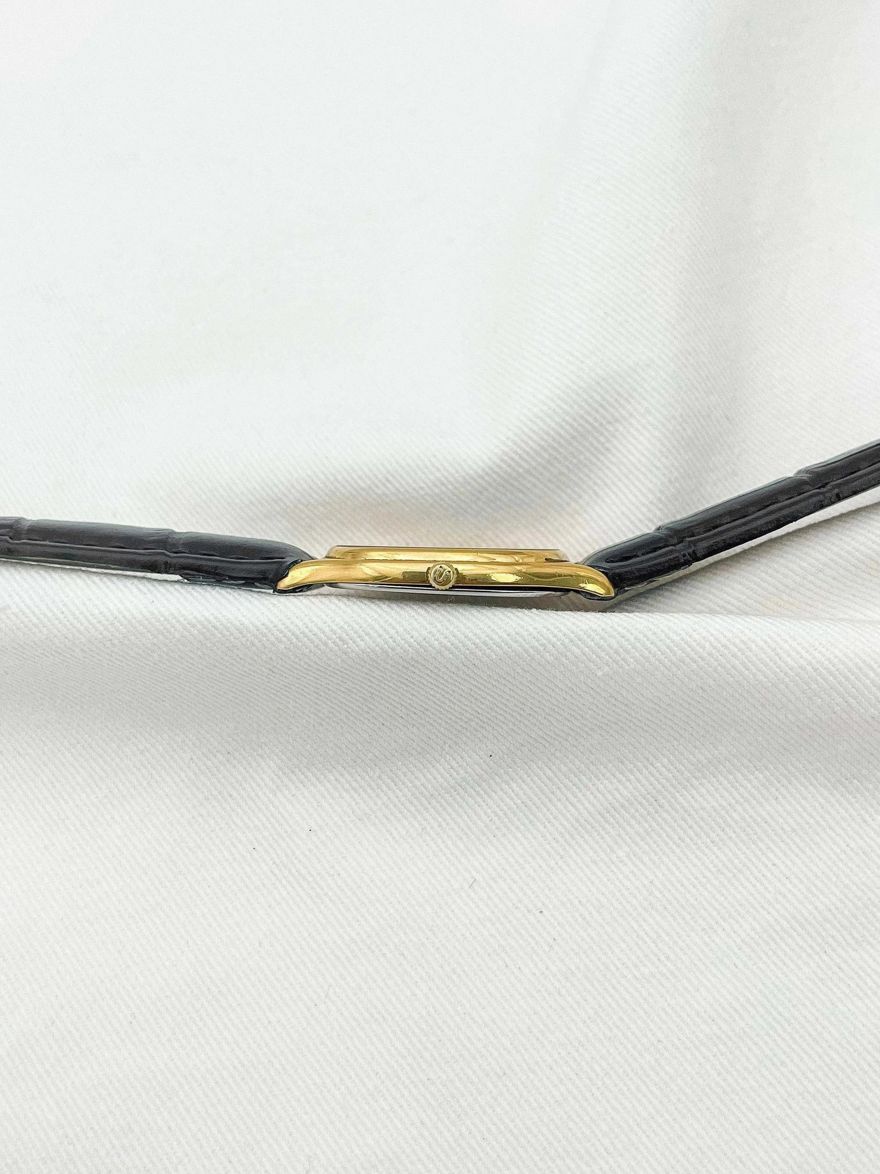 Universal Geneve - Sidereal Grey Dial - 1970s - Atelier Victor Paris - Vintage Watch Shop Dubai