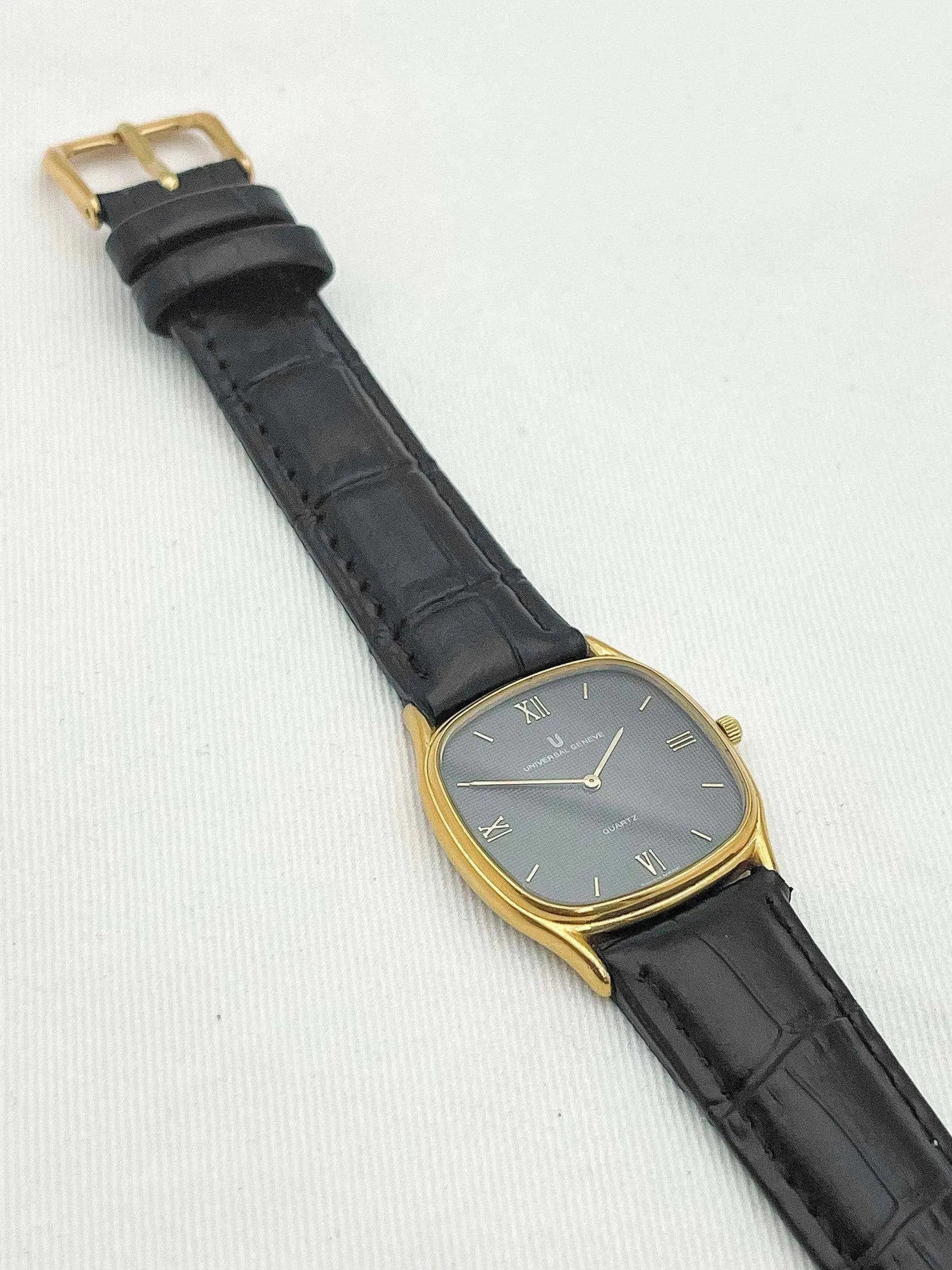Universal Geneve - Sidereal Grey Dial - 1970s - Atelier Victor Paris - Vintage Watch Shop Dubai