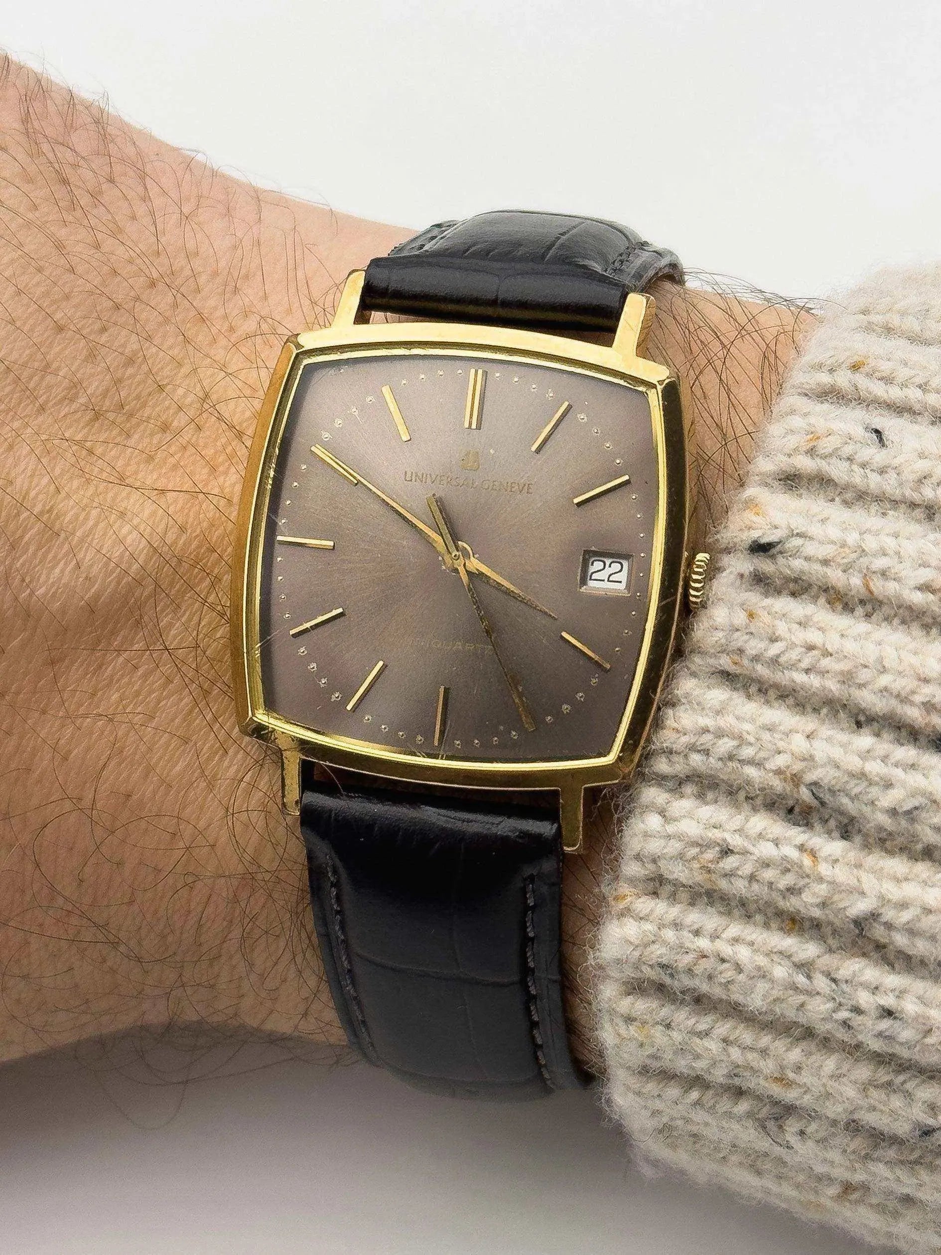 Universal Genève - Square Moka - 1980’s - Atelier Victor Paris - Vintage Watch Shop Dubai