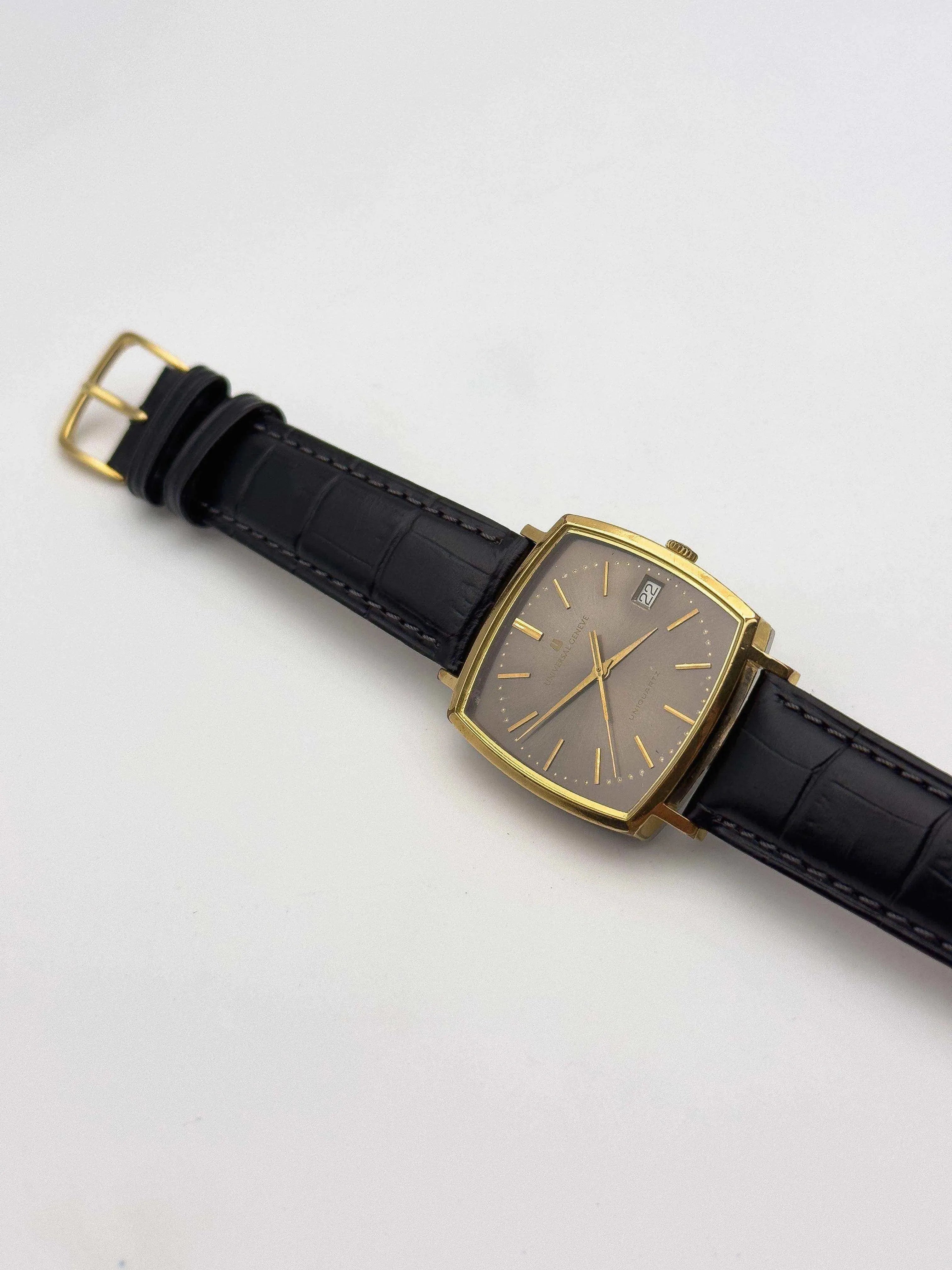 Universal Genève - Square Moka - 1980’s - Atelier Victor Paris - Vintage Watch Shop Dubai