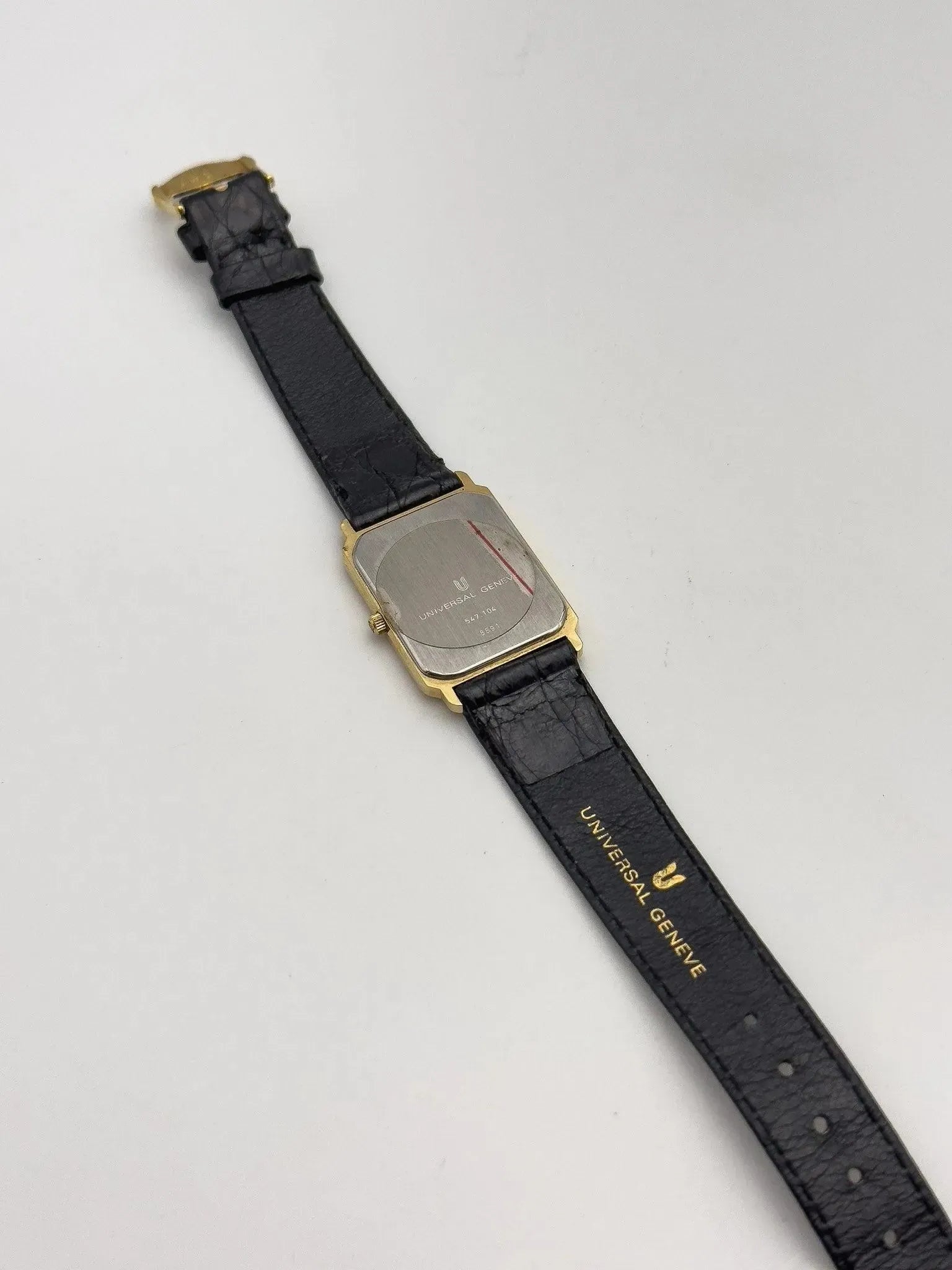 Universal Genève - Tank Allongée - NOS - 1980s - Atelier Victor