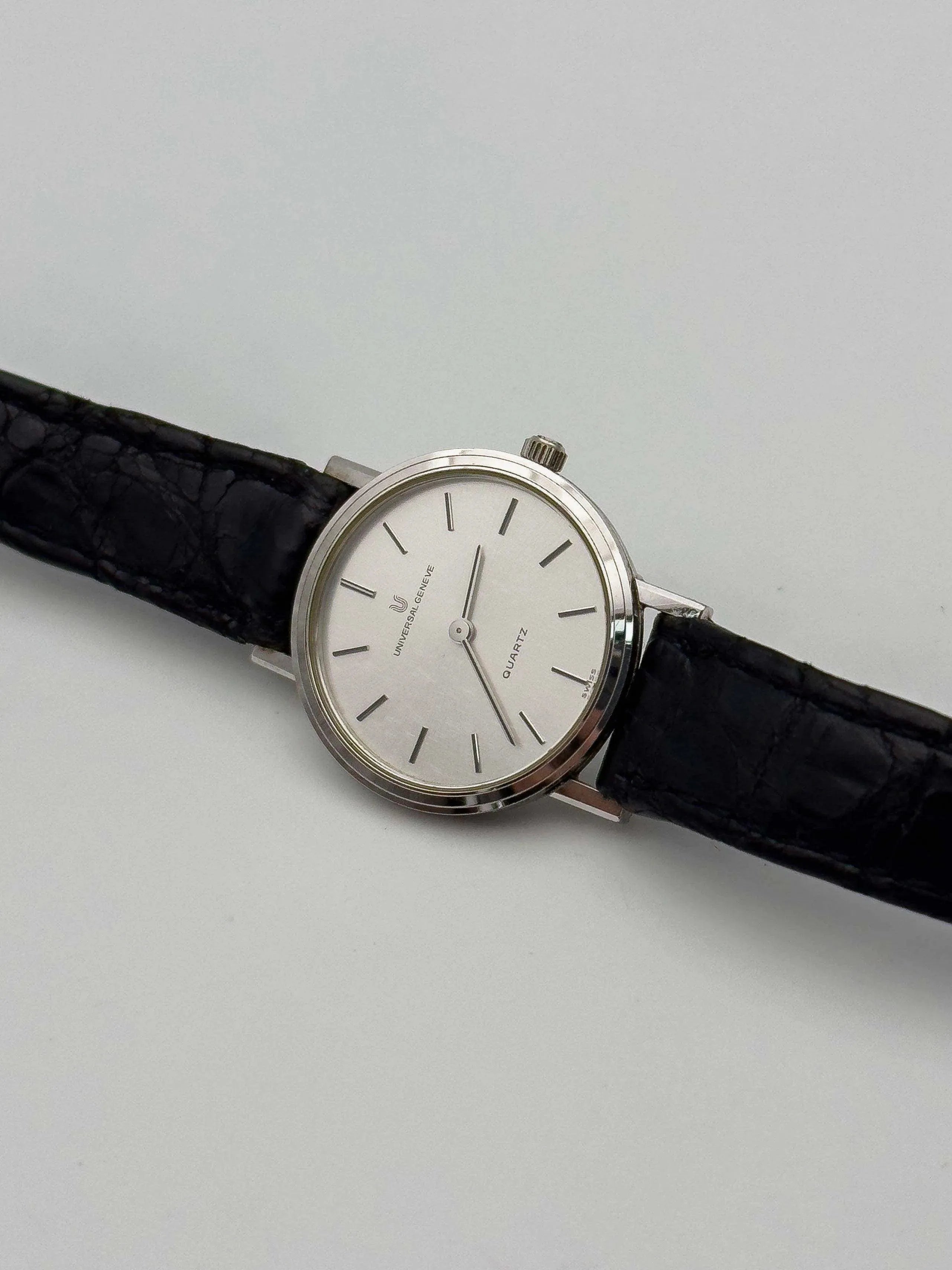 Universal Genève - Tapissé Acier Lady - 1980s - Atelier Victor Paris - Vintage Watch Shop Dubai