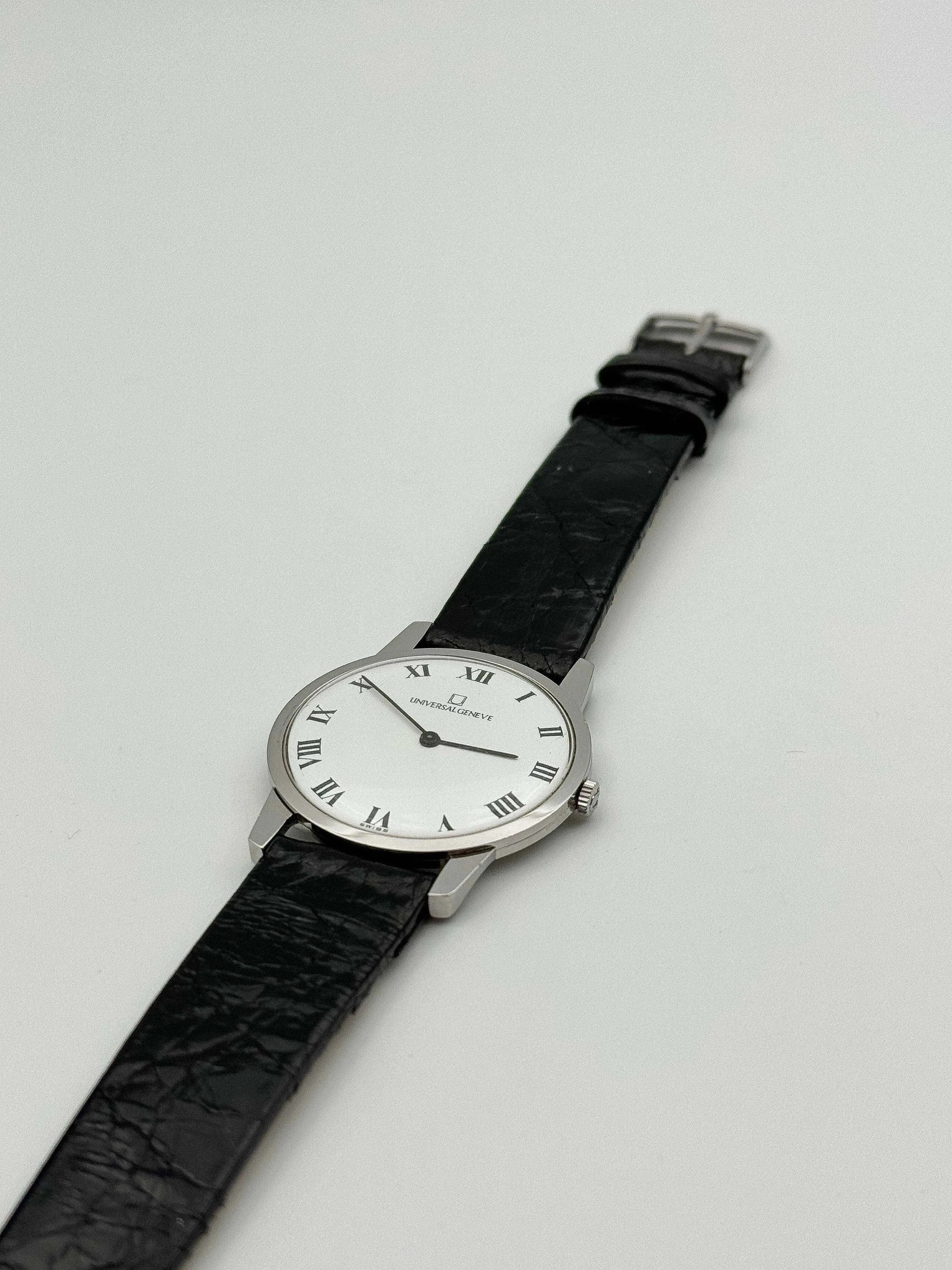 Universal Genève - Ultra plat Cadra Romain Cadran Blanc - 1970s - Atelier Victor Paris - Vintage Watch Shop Dubai