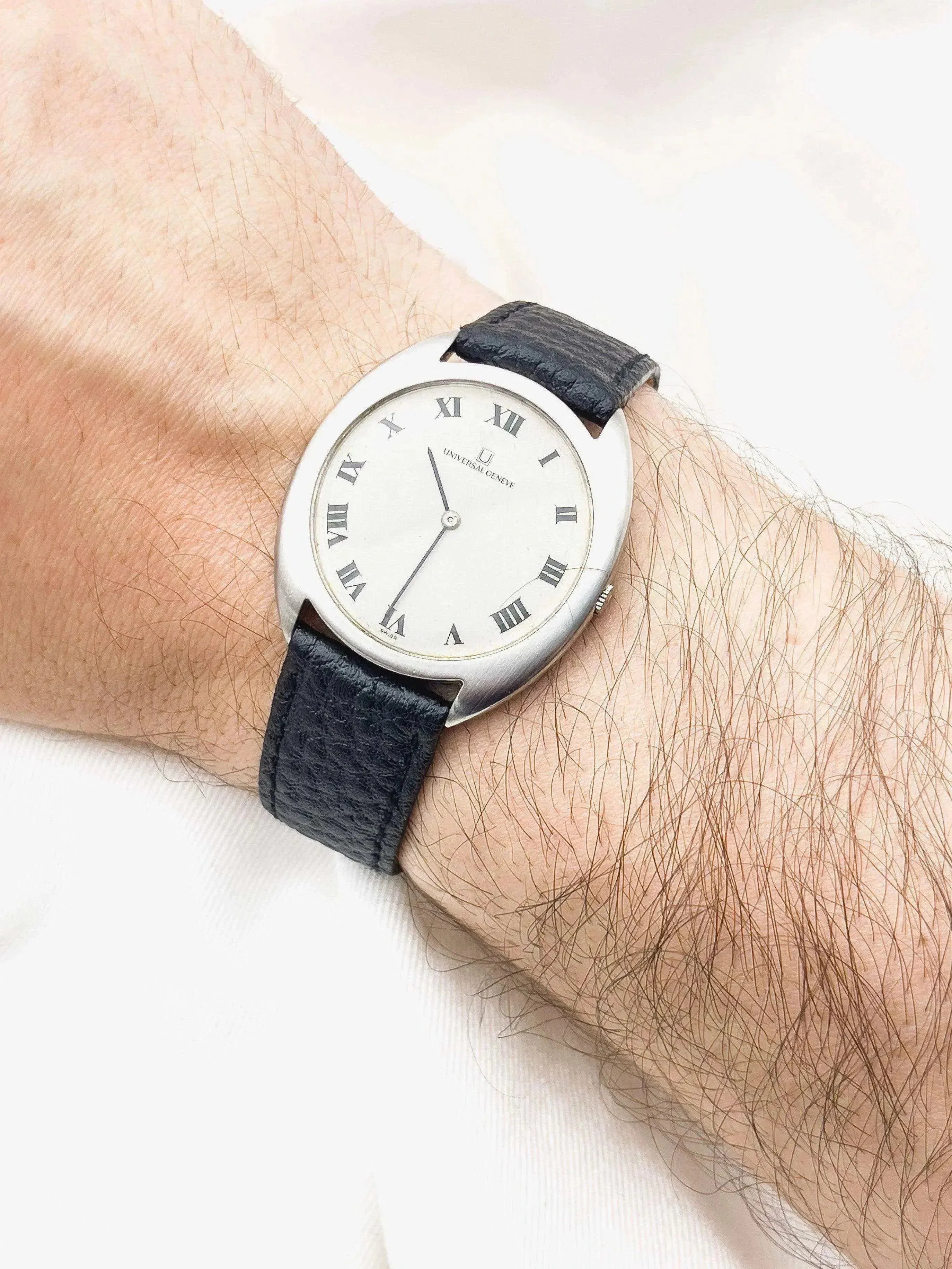 Universal Genève - Ultra Slim - 1970s - Atelier Victor