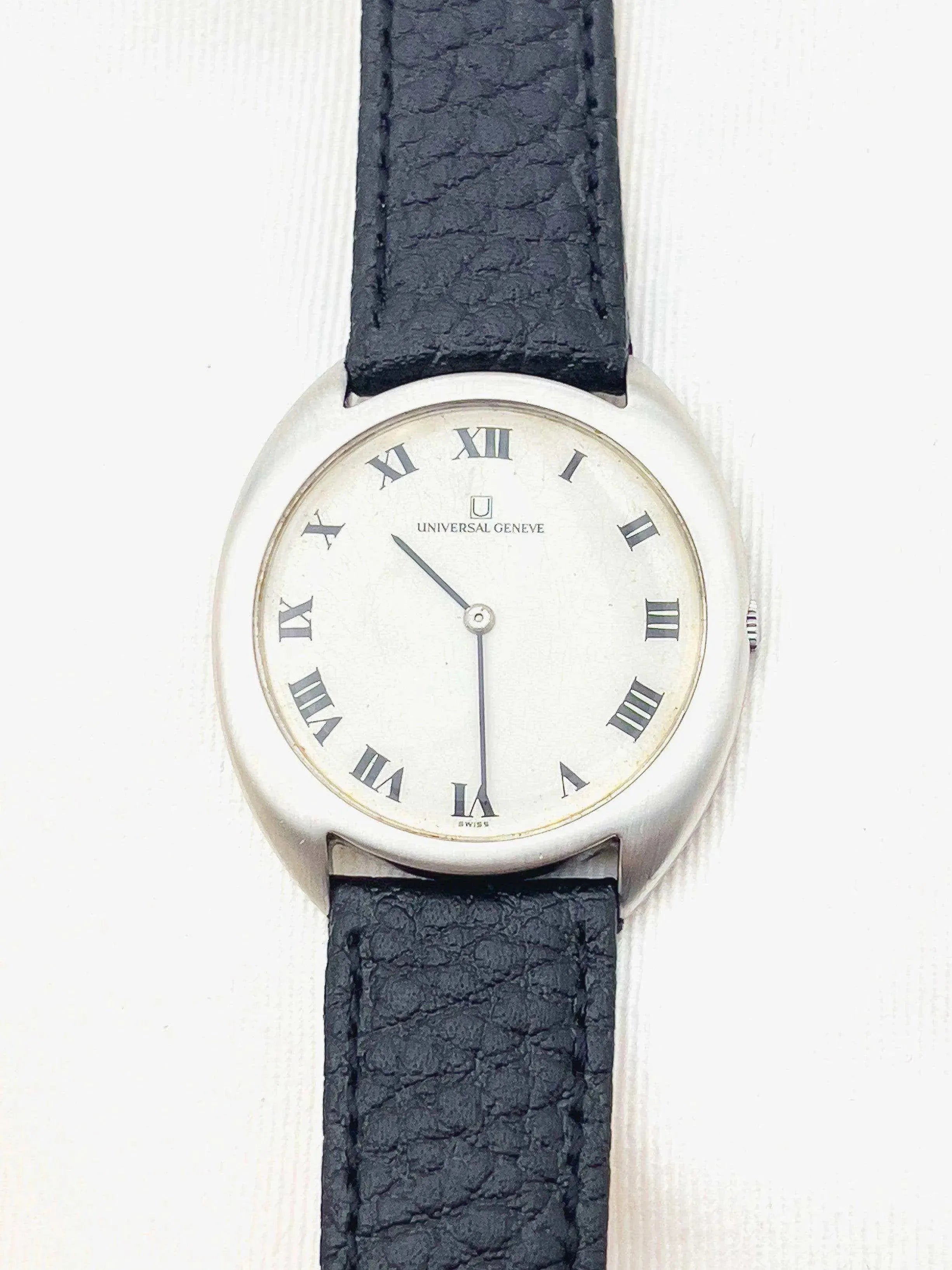 Universal Genève - Ultra Slim - 1970s - Atelier Victor Paris - Vintage Watch Shop Dubai