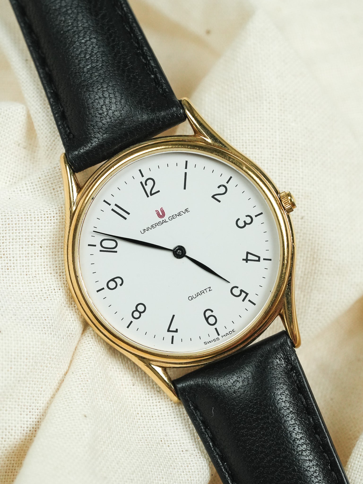 Universal Genève - Ultra Slim Chiffres arabes - 1980s - Atelier Victor - Vintage  Shop