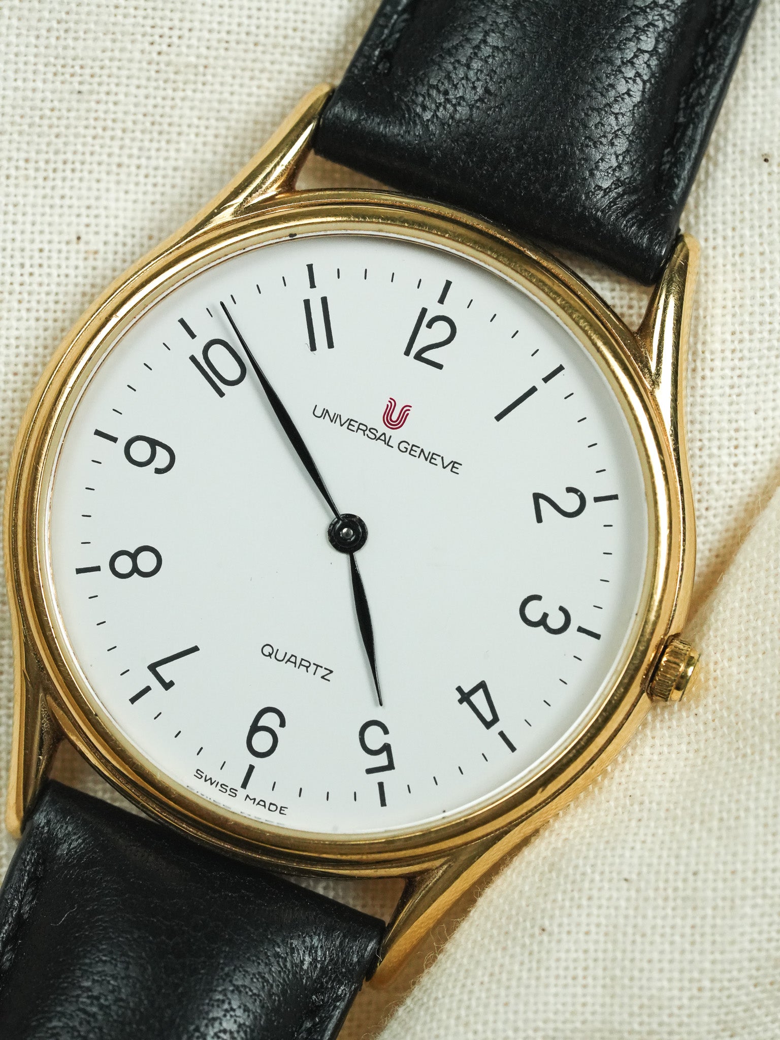 Universal Genève - Ultra Slim Chiffres arabes - 1980s - Atelier Victor - Vintage  Shop