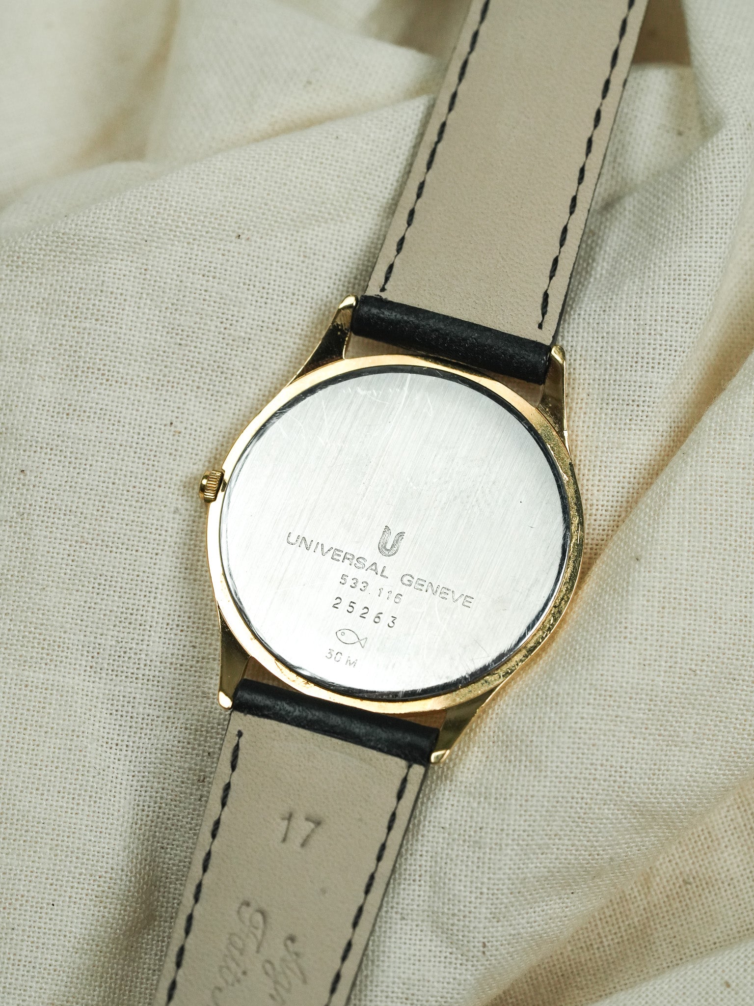 Universal Genève - Ultra Slim Chiffres arabes - 1980s - Atelier Victor - Vintage  Shop