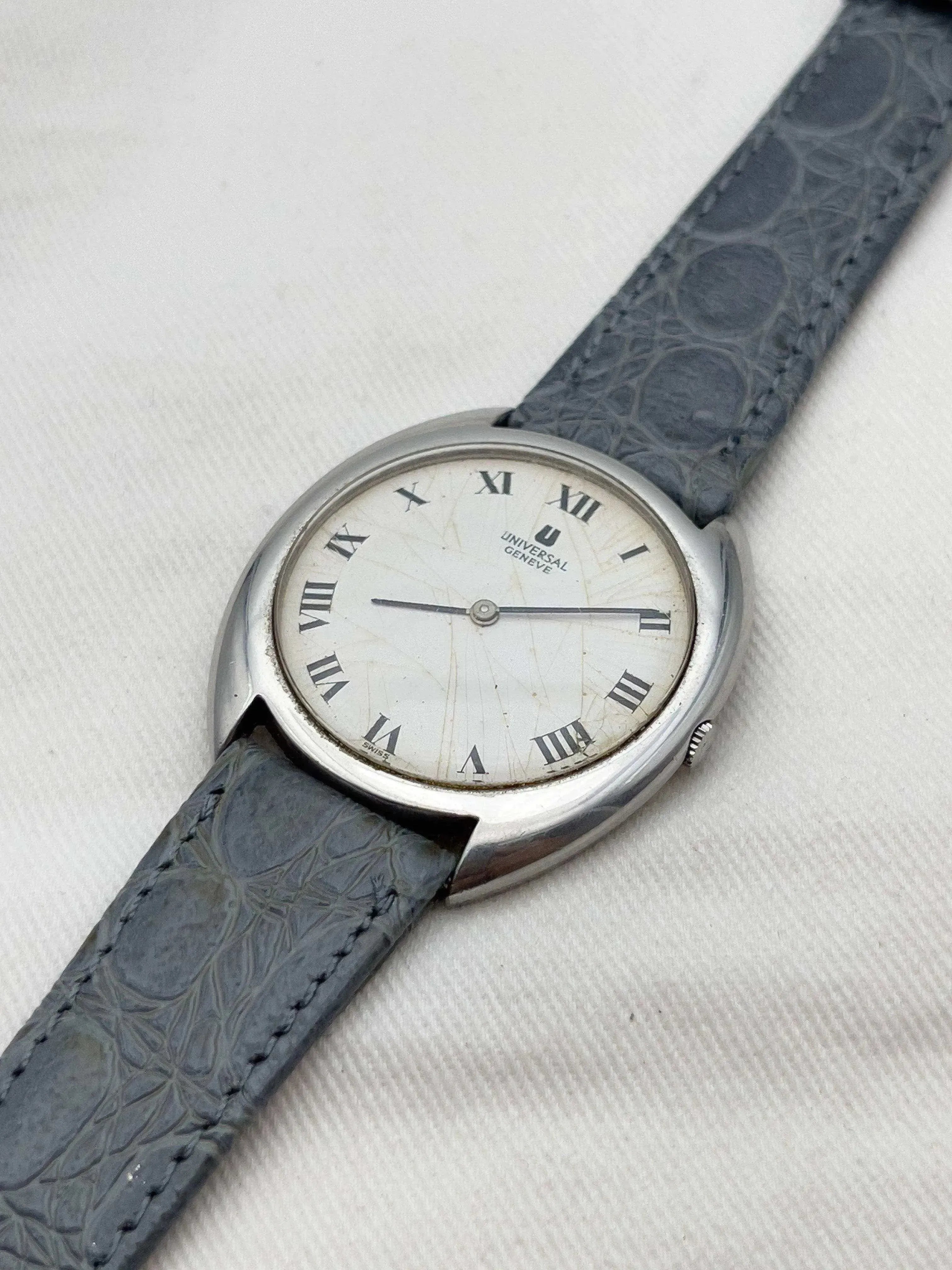 Universal Genève - Ultra Slim Spider - 1970s - Atelier Victor