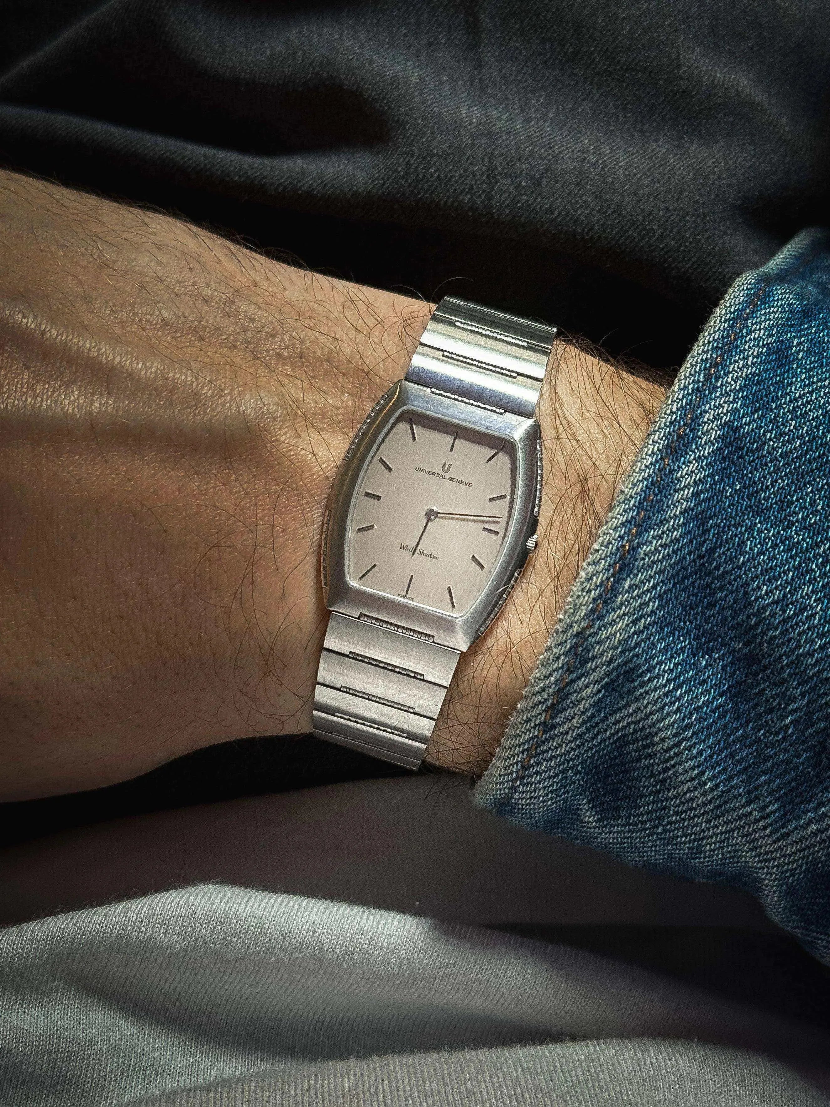 Universal Genève - White Shadow - 1970s - Atelier Victor Paris - Vintage Watch Shop Dubai