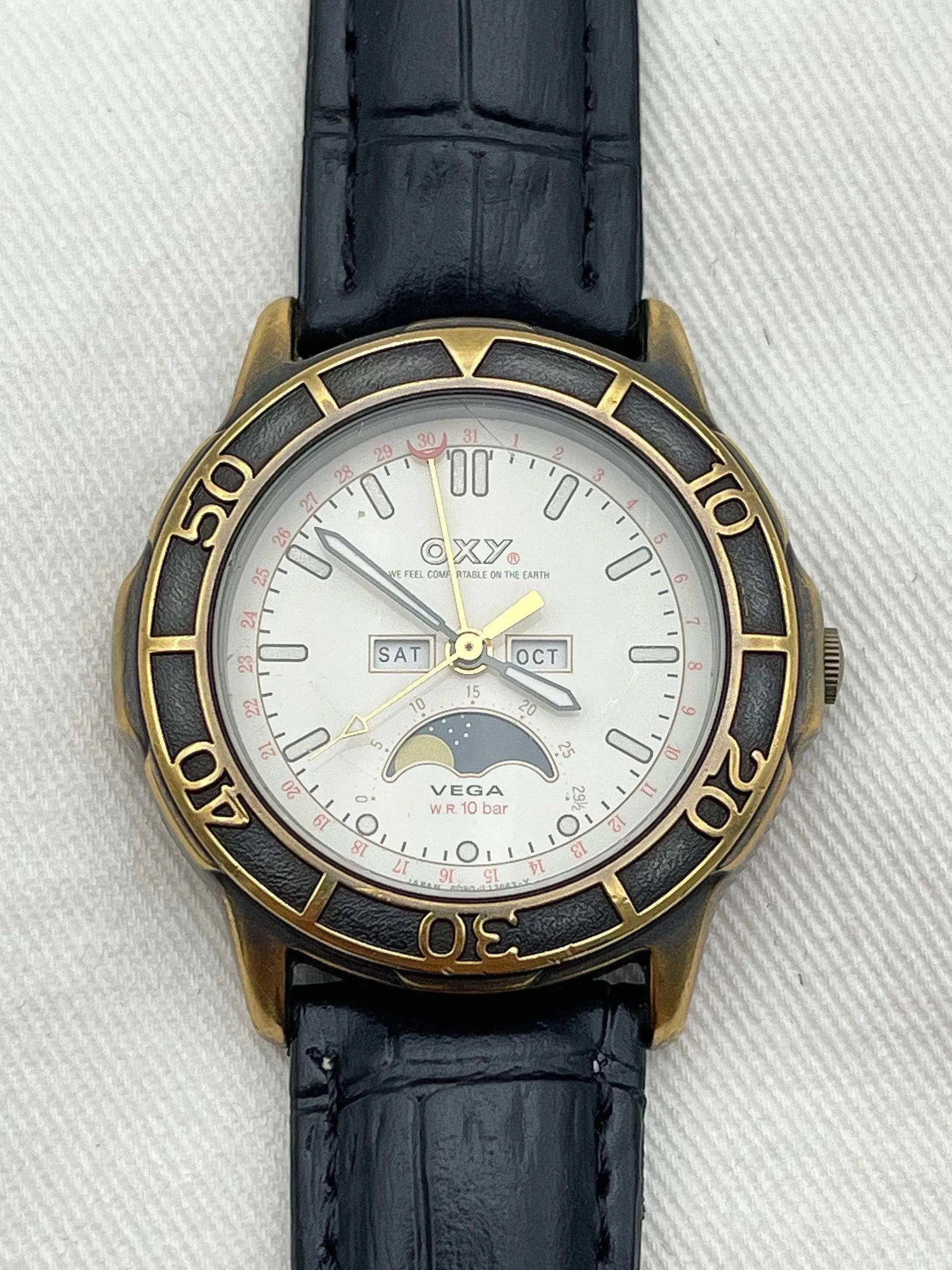 Vega by Citizen - Oxy Moonphase - 1980 - Atelier Victor Paris - Vintage Watch Shop Dubai