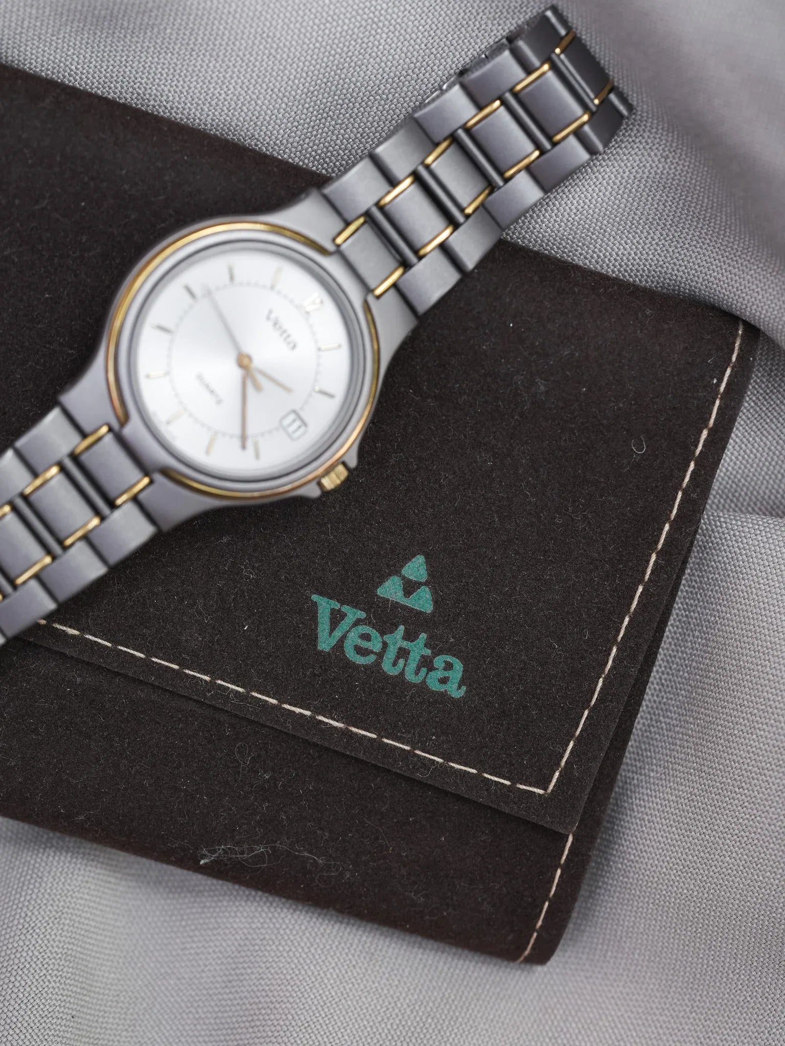 Vetta - Gris Anthracite Or - NOS - Boite & Papier - 1990s - Atelier Victor