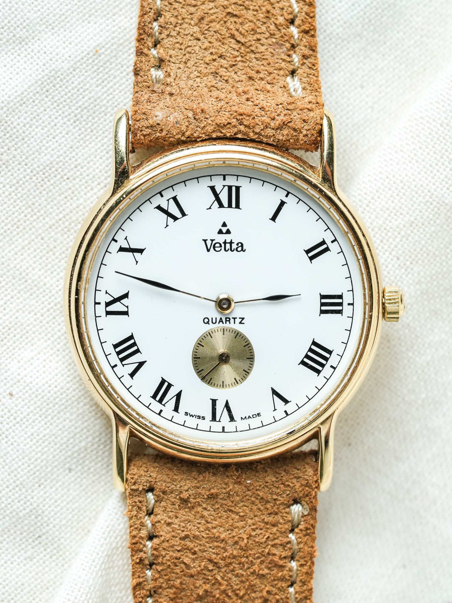 Vetta - Or Cadran Blanc Petite-seconde - 1990s - Atelier Victor - Vintage  Shop