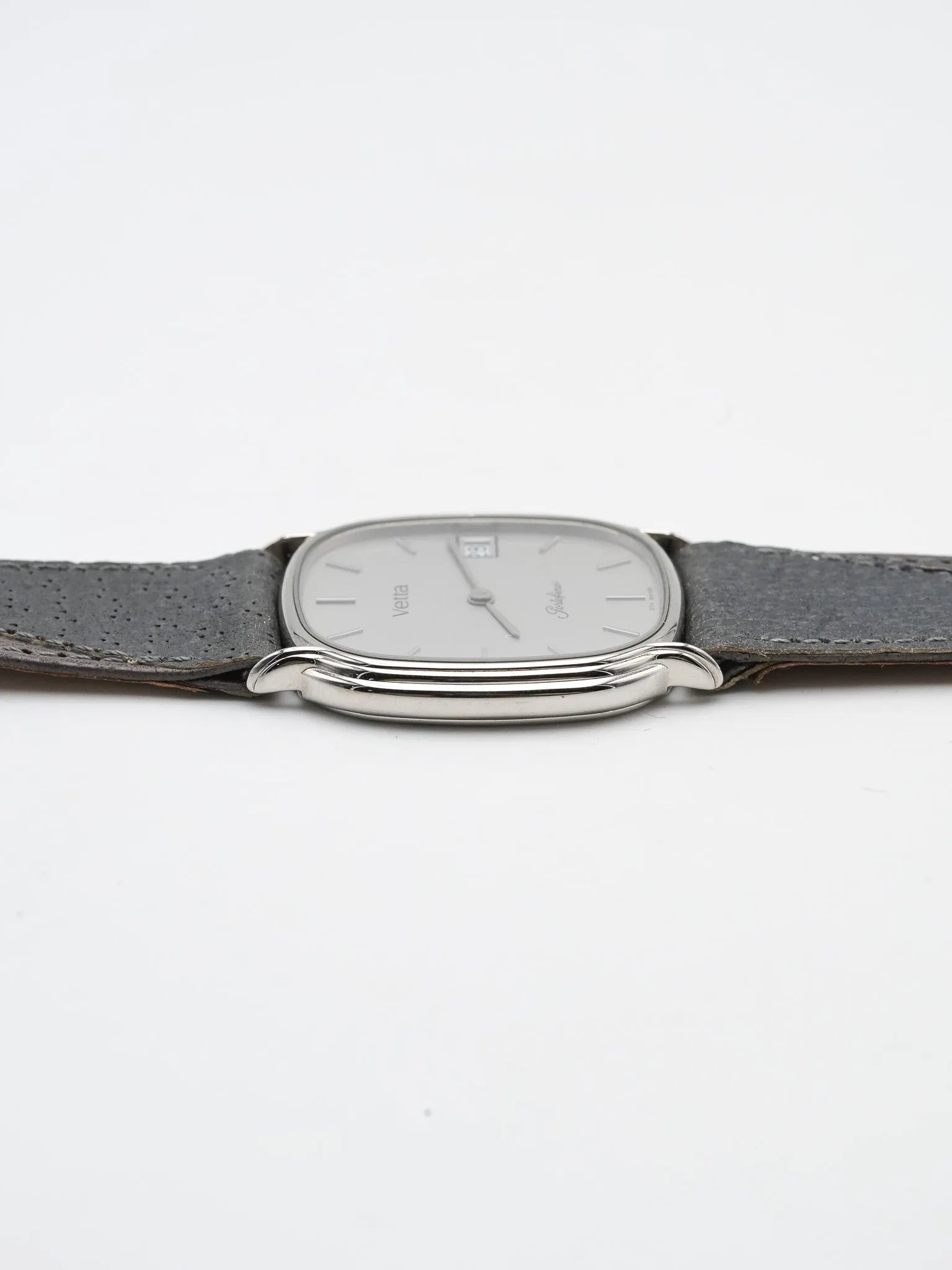 Vetta - Tonneau Acier Cadran Gris - NOS - 1980S - Atelier Victor Paris - Vintage Watch Shop Dubai
