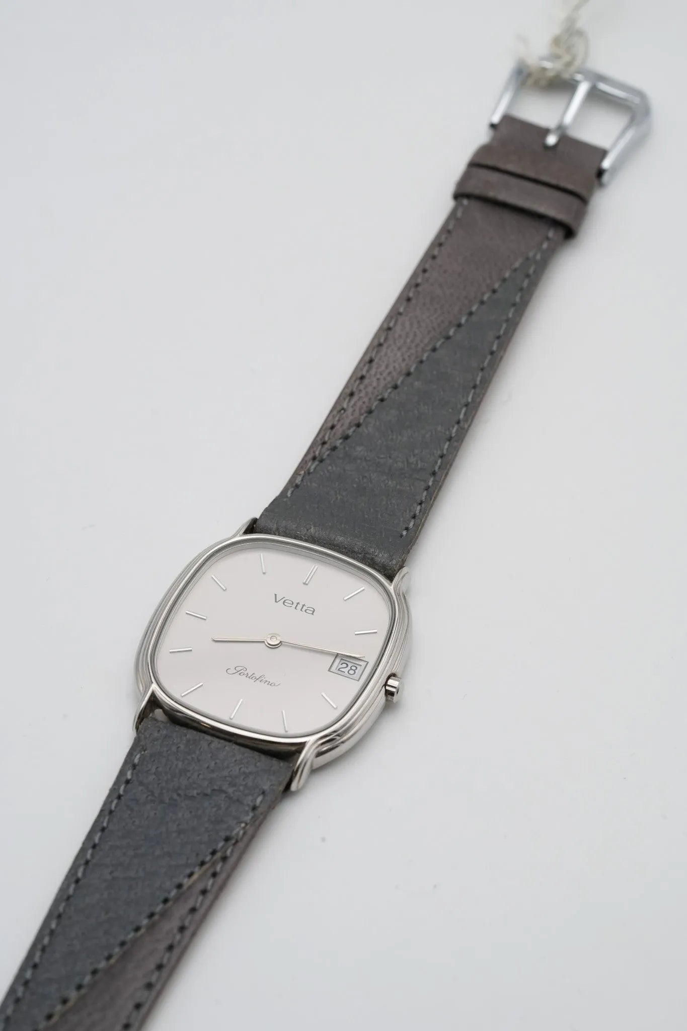 Vetta - Tonneau Acier Cadran Gris - NOS - 1980S - Atelier Victor Paris - Vintage Watch Shop Dubai