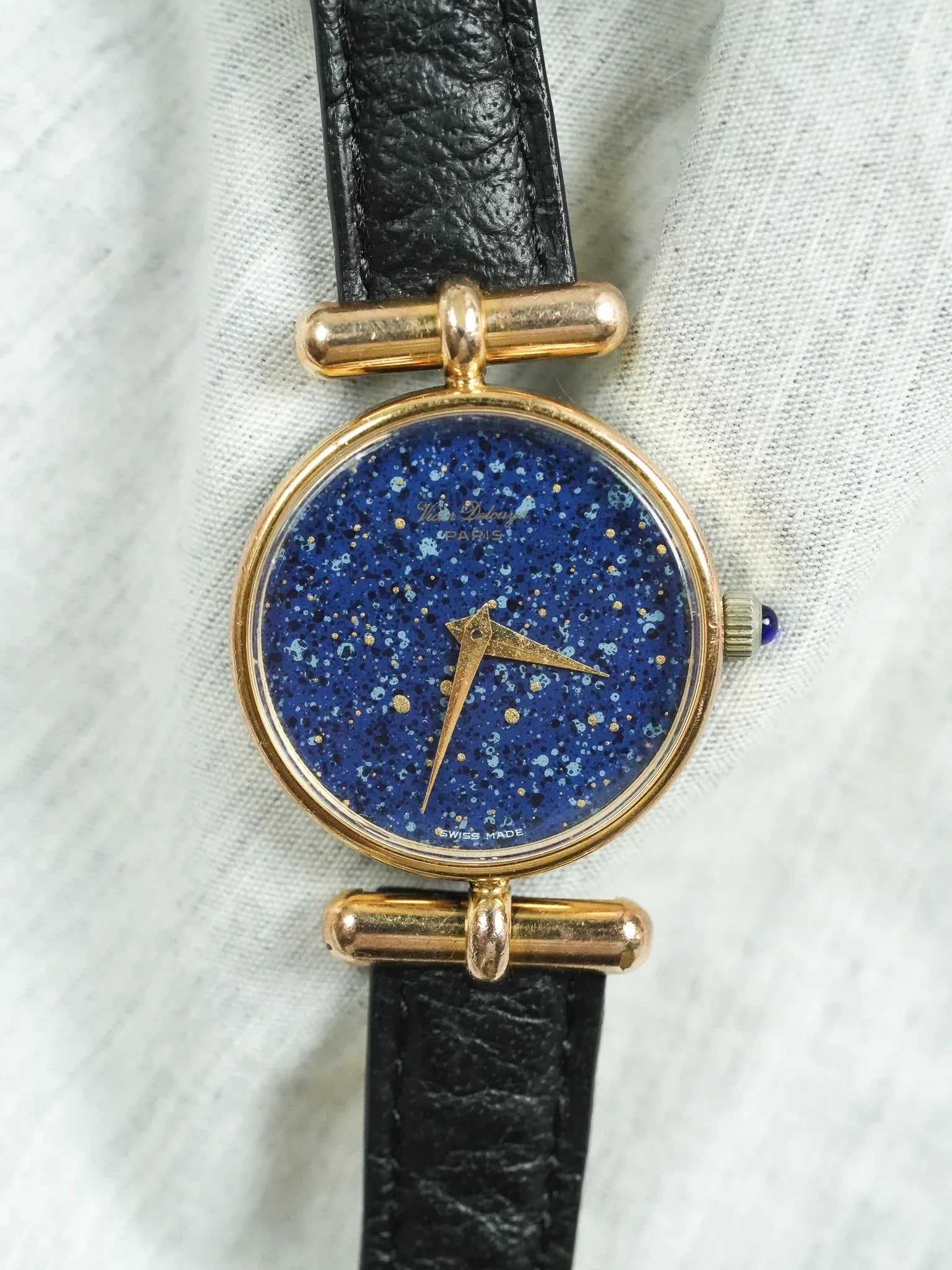 Victor Delouya - Ronde Or Cornes Asymétriques Cadran effet lapis lazuli - 1990s - Atelier Victor - Vintage  Shop