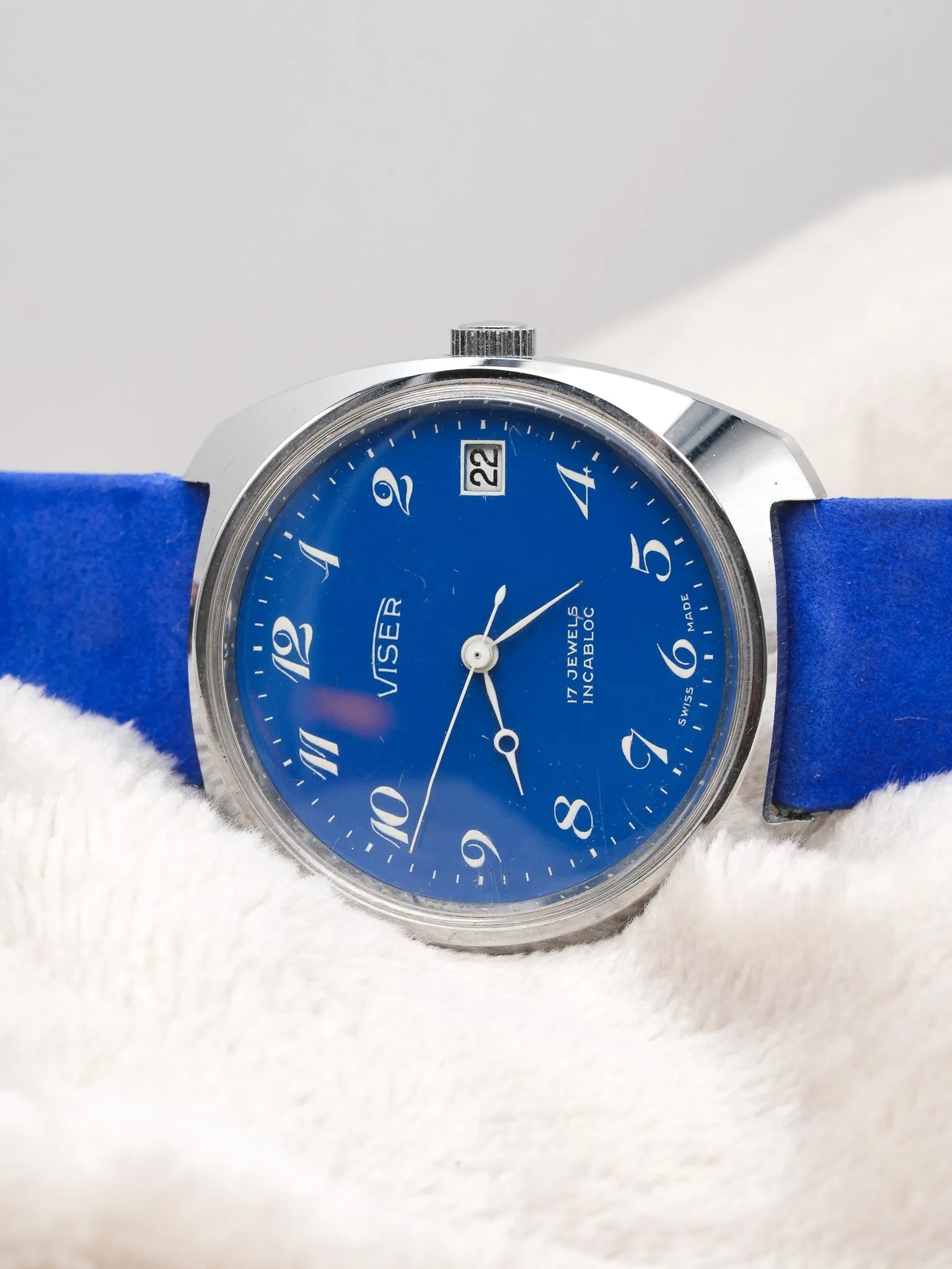 Viser - Incabloc Bleu Blanc Date - 1980s - Atelier Victor Paris - Vintage Watch Shop Dubai