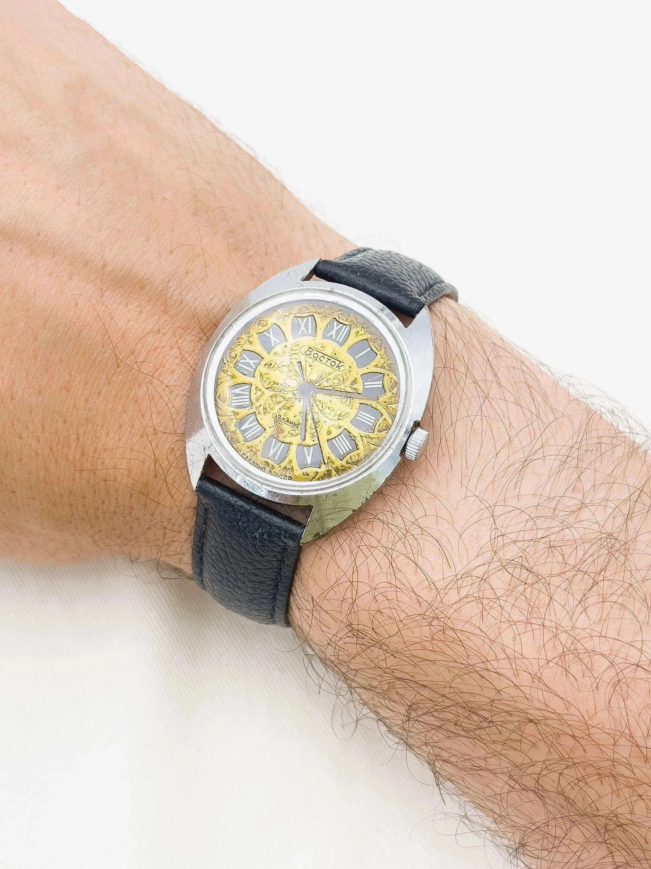 Vostok - Black / Gold Draw - 1970s - Atelier Victor Paris - Vintage Watch Shop Dubai