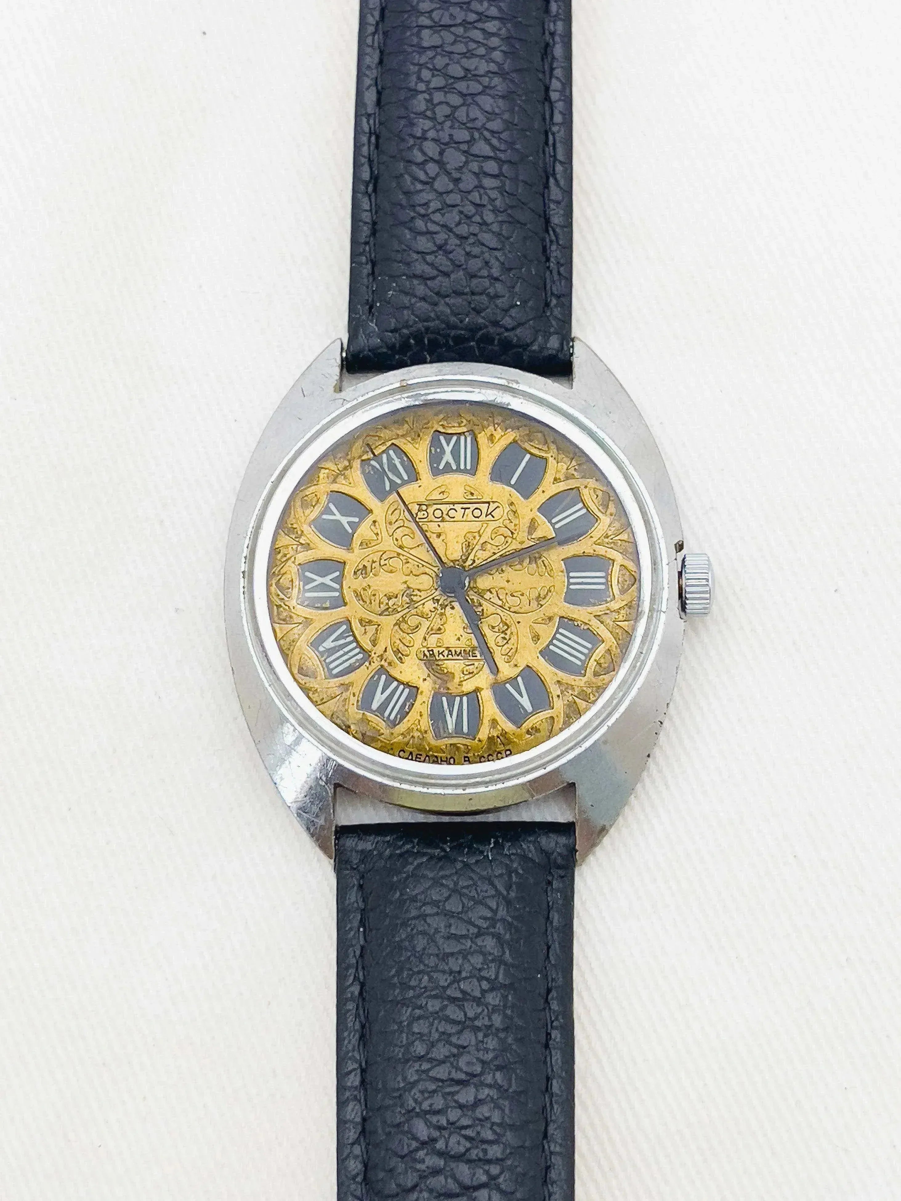 Vostok - Black / Gold Draw - 1970s - Atelier Victor - Vintage  Shop