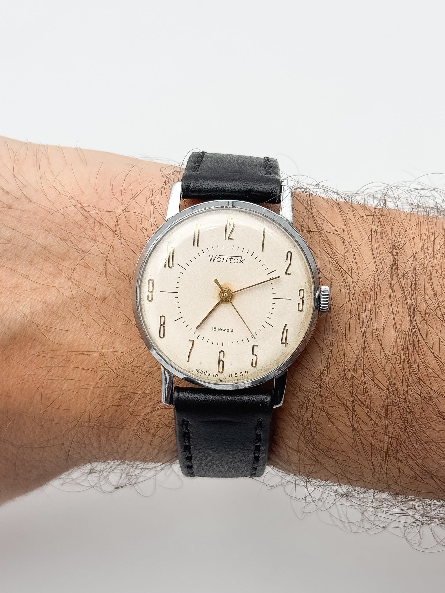 Vostok - Chiffres Arabes Dorés - 1970s - Atelier Victor Paris - Vintage Watch Shop Dubai