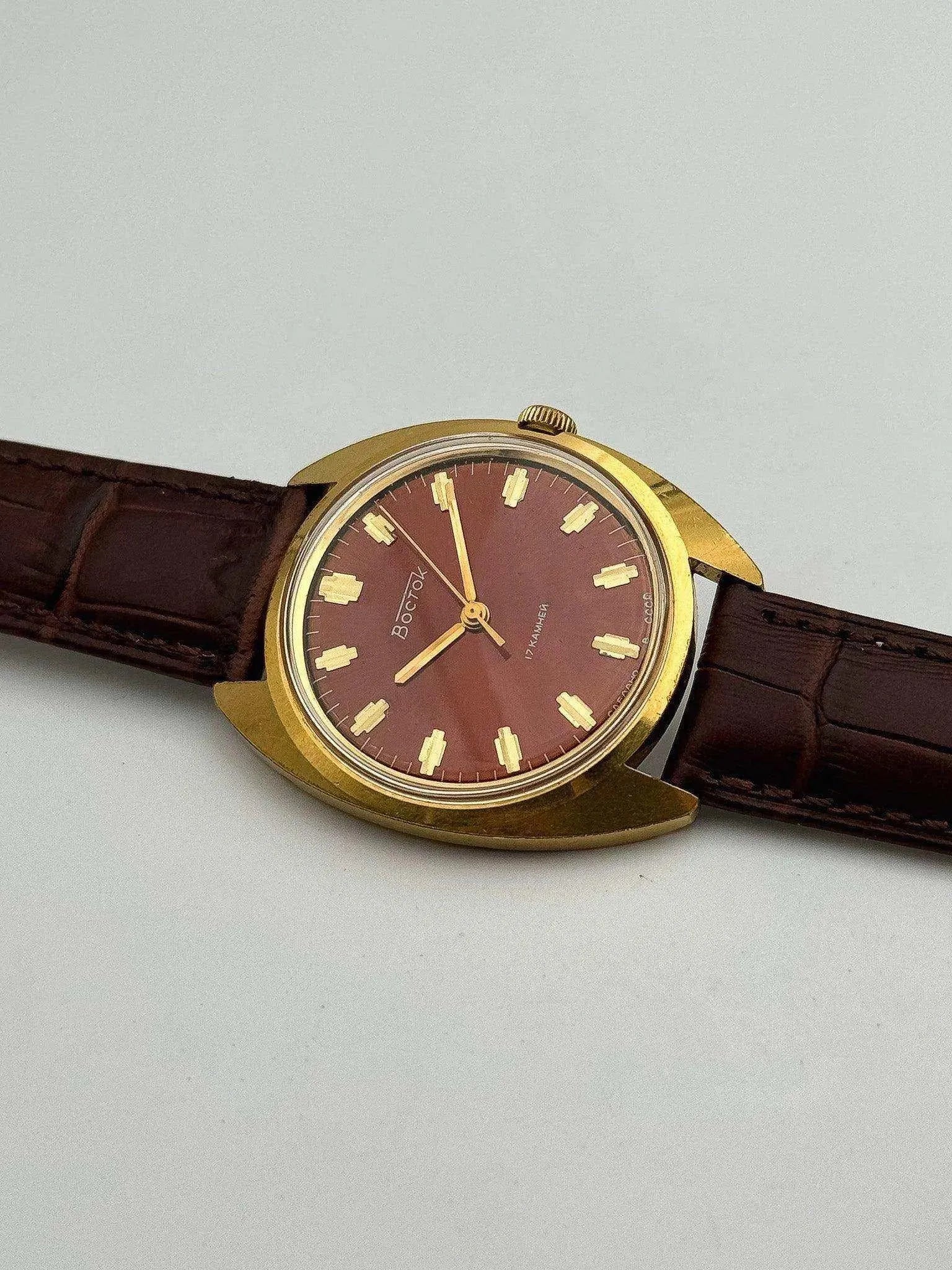 Vostok - Gold Red Dial - 1980’s - Atelier Victor Paris - Vintage Watch Shop Dubai