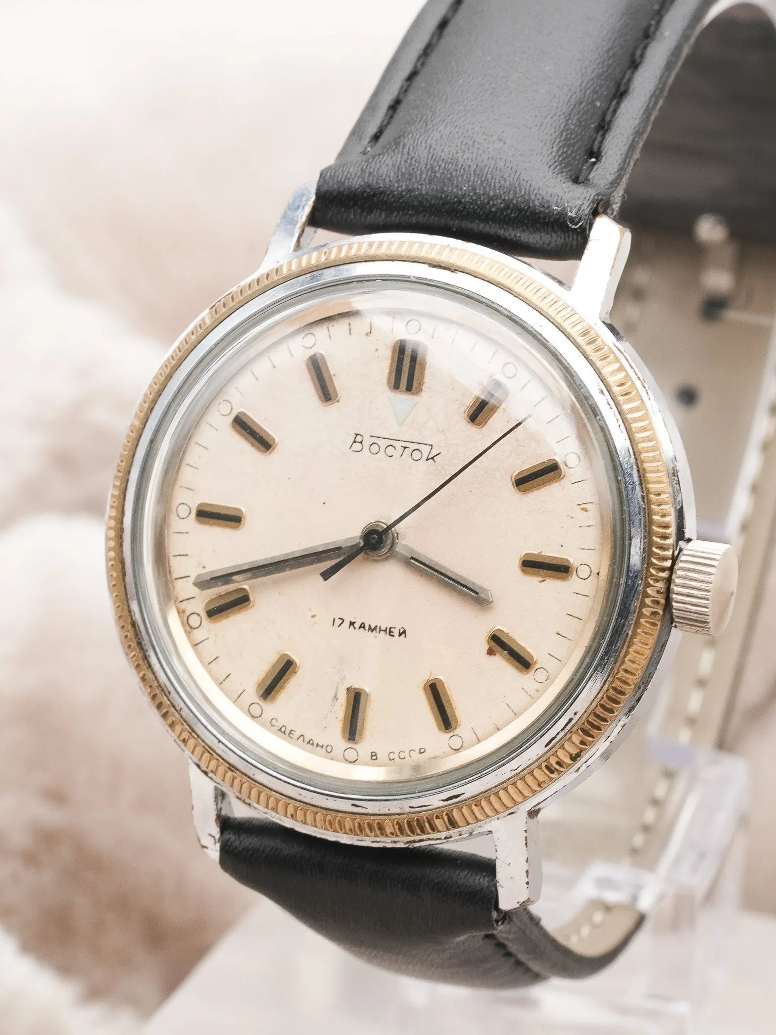 Vostok - Lunette Cannelée Patine Creme - 1960s - Atelier Victor Paris - Vintage Watch Shop Dubai