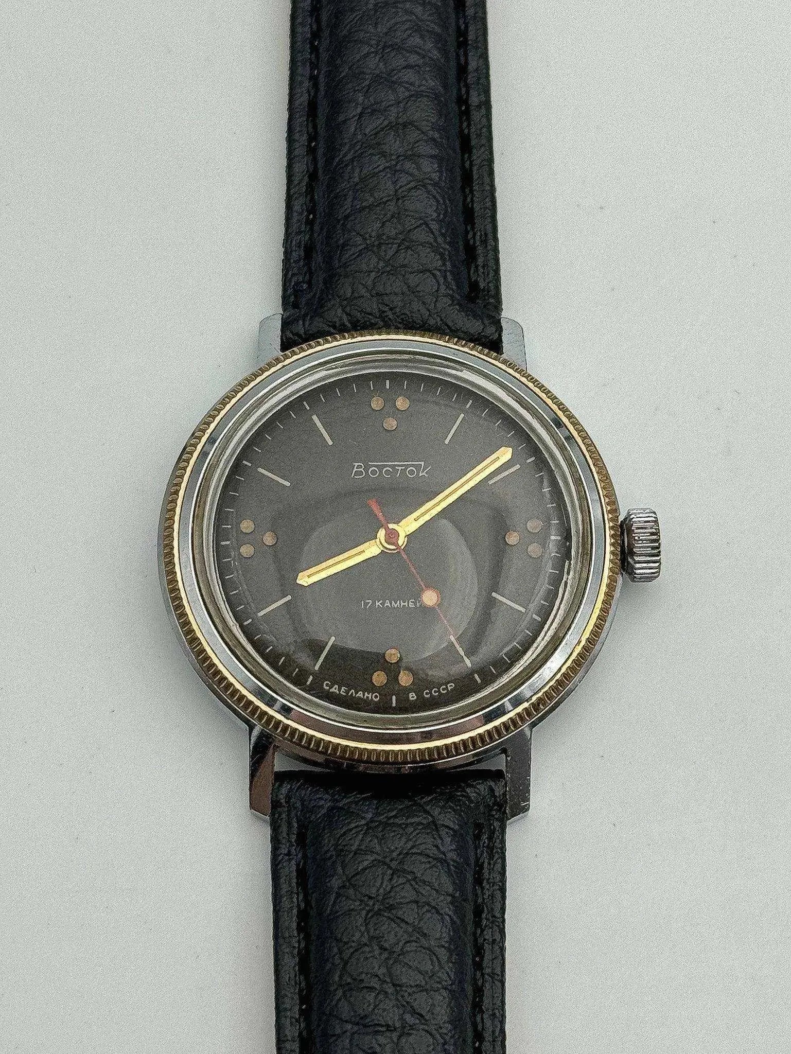 Vostok - Noir Trotteuse rouge - 1960s - Atelier Victor Paris - Vintage Watch Shop Dubai