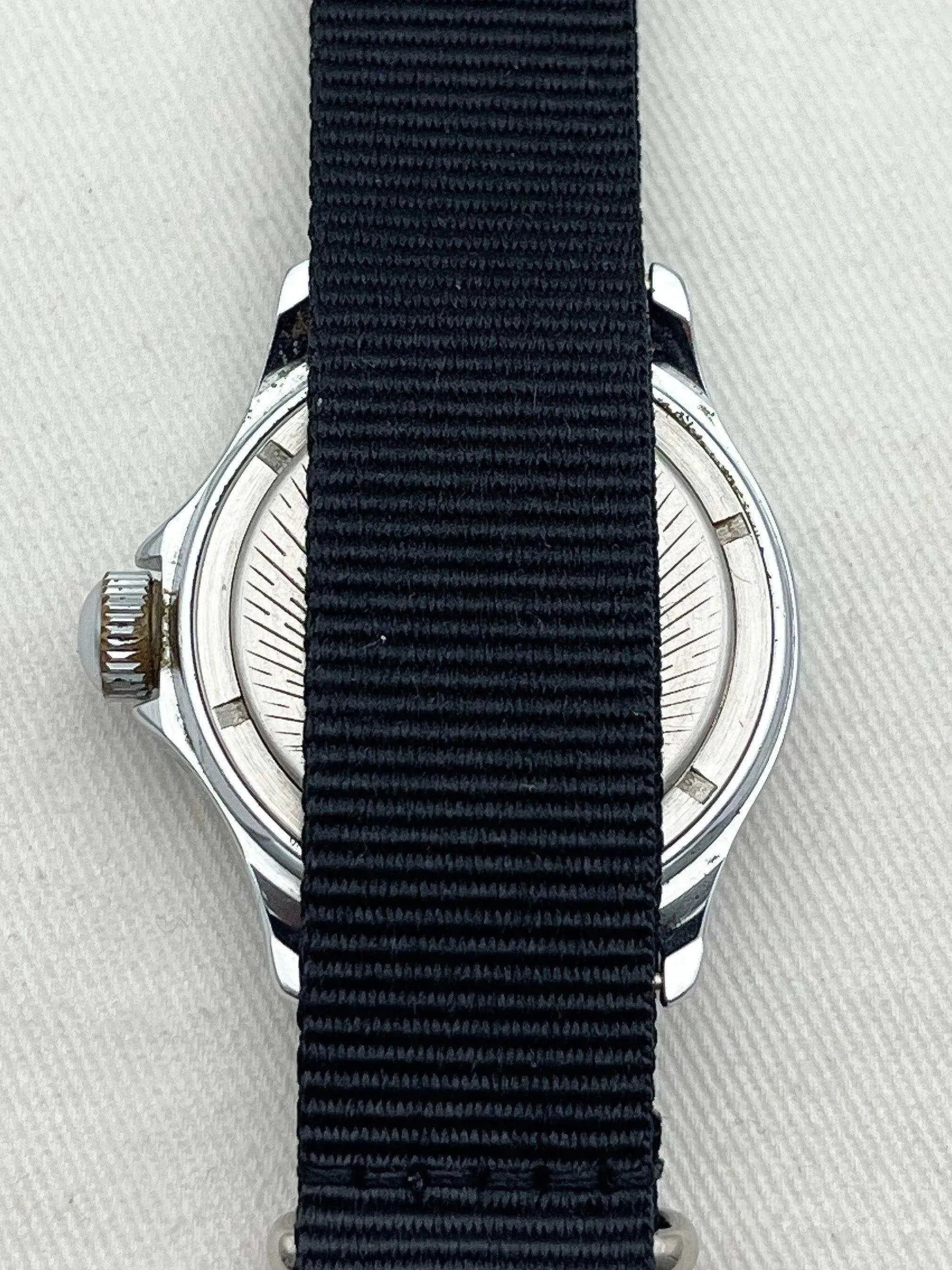 Vostok - Plongeuse Tropical - 1960s - Atelier Victor