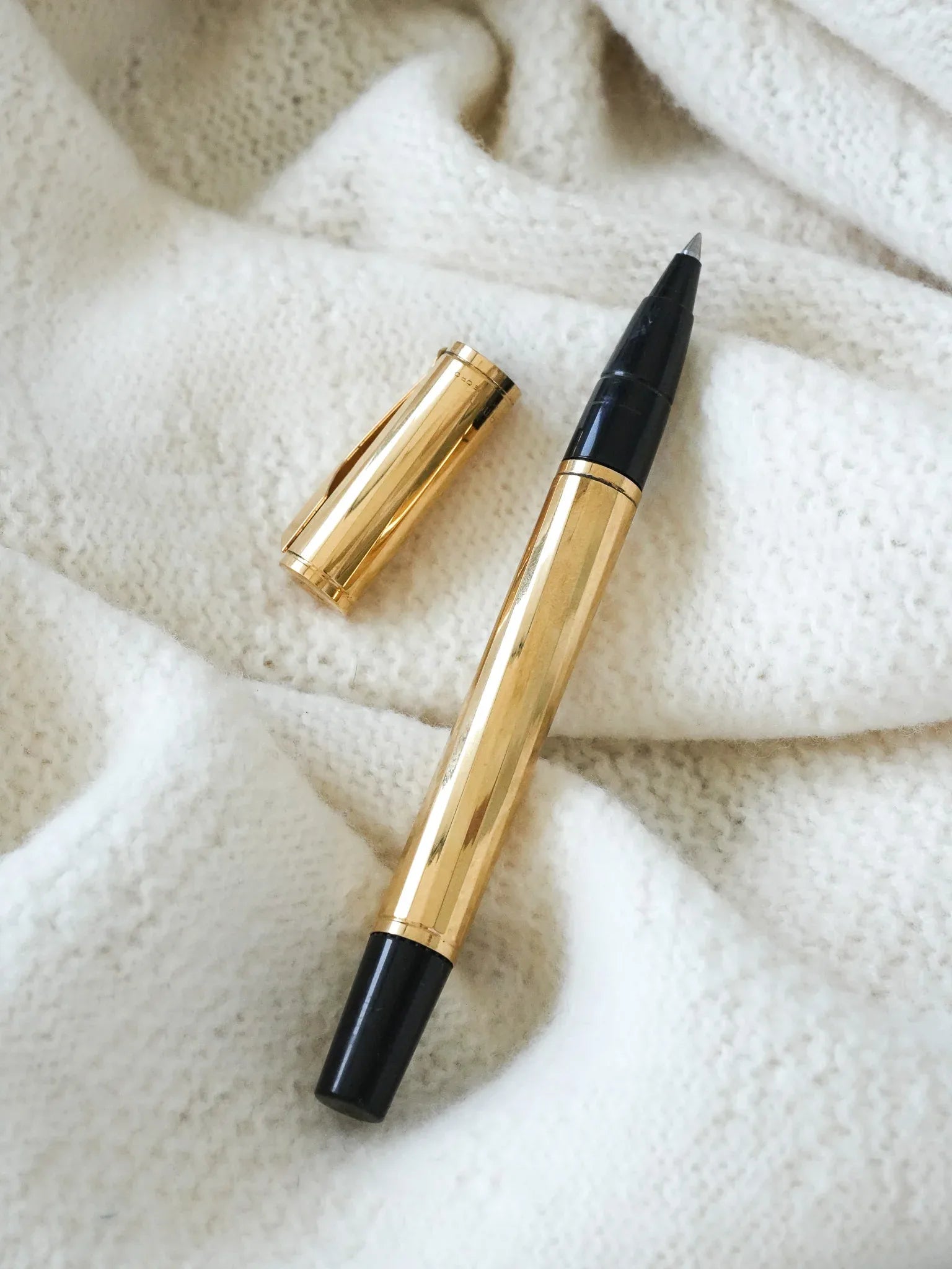 Waterman - Stylo bille Torsade Plaqué or avec écrin - Atelier Victor