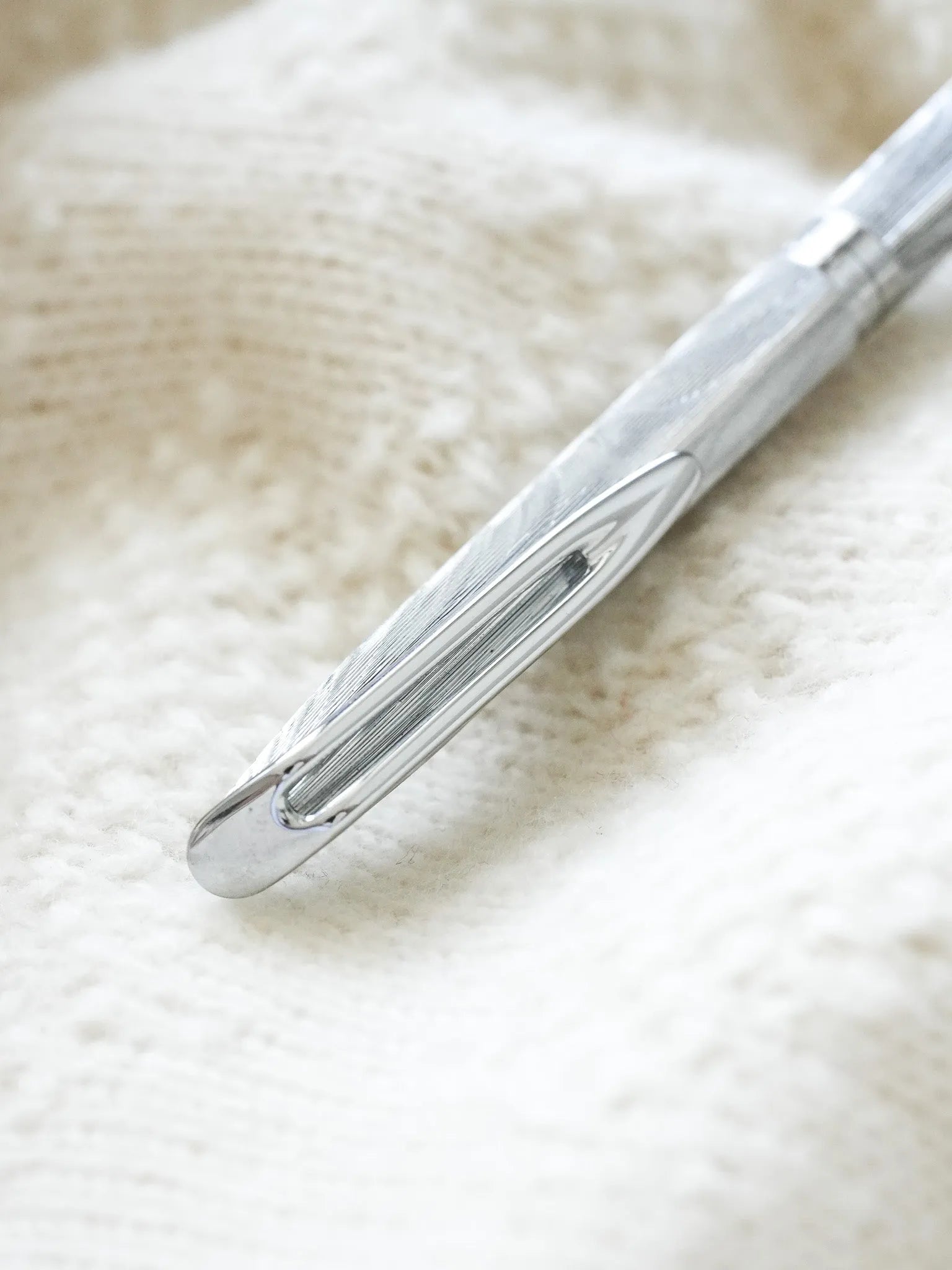 Waterman - Stylo bille tournant acier vagues - 1970s - Atelier Victor - Vintage Watch Shop
