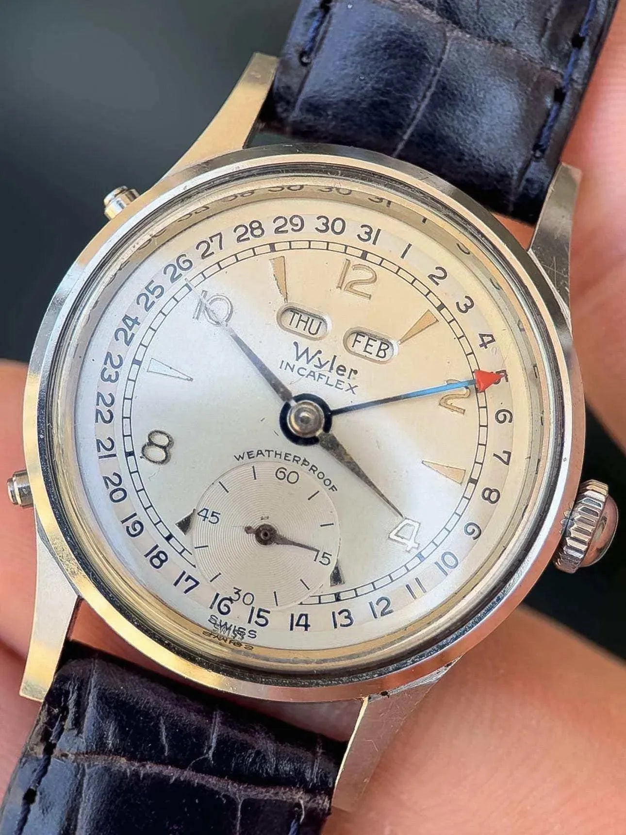 Wyler - Triple date - Box - 1950's - Atelier Victor Paris - Vintage Watch Shop Dubai