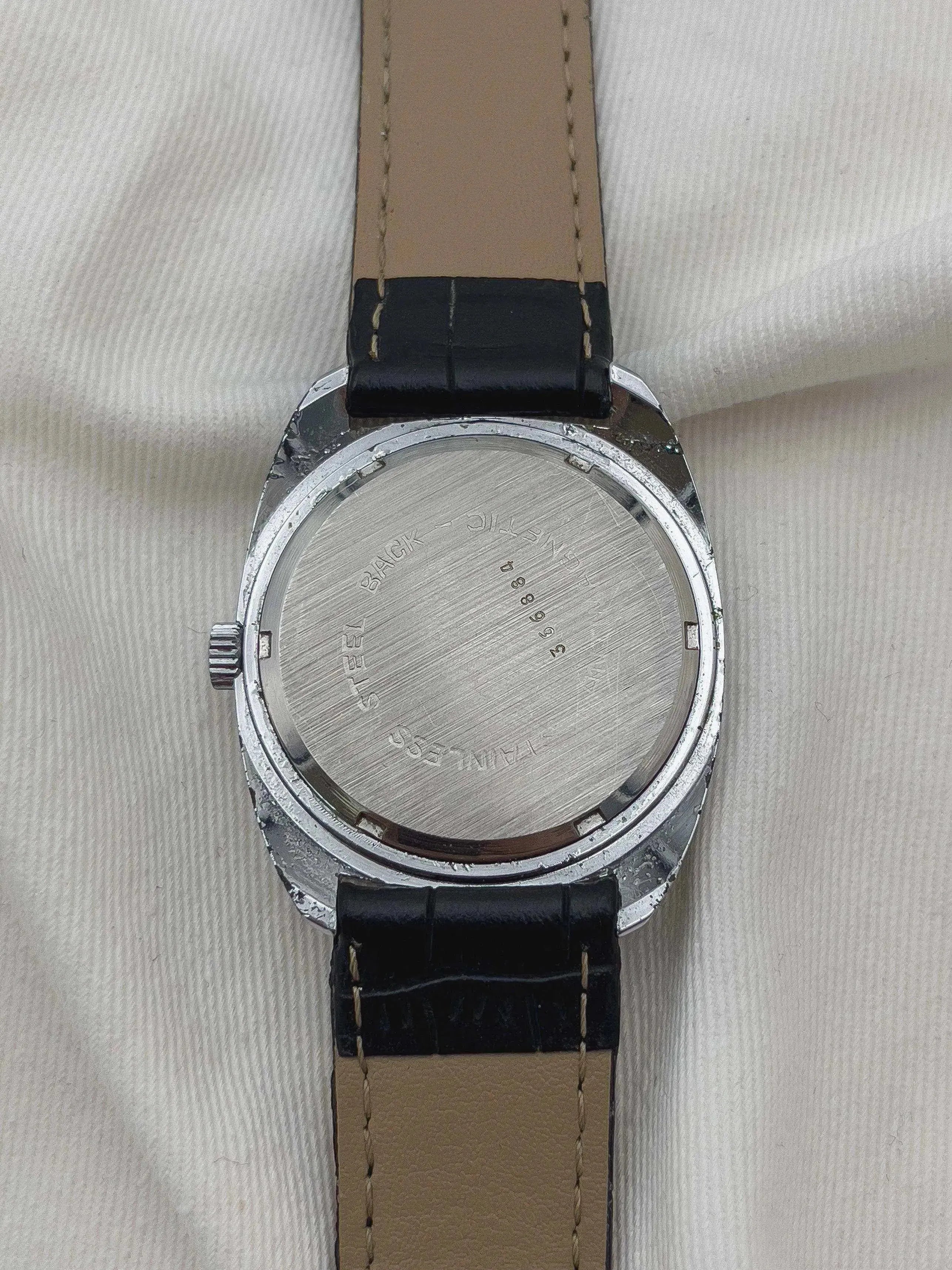 Yema - Antichoc Square - 1970s - Atelier Victor Paris - Vintage Watch Shop Dubai