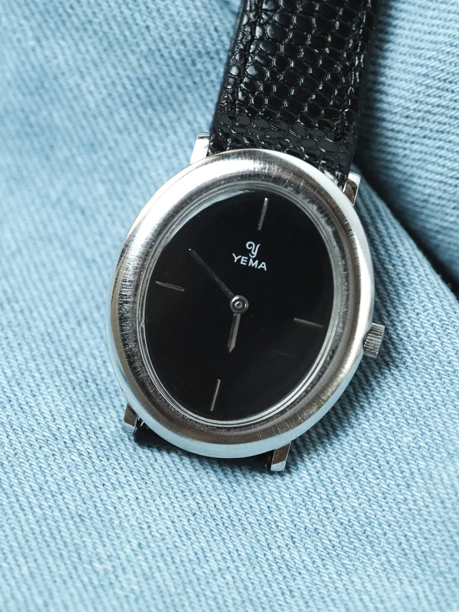 Yema - Ellipse Argent 925 Cadran Noir laque - 1970s - Atelier Victor