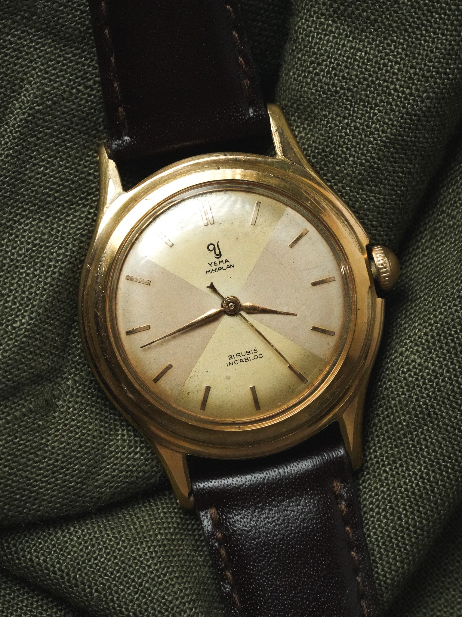 Yema - Miniplan Cadran bi-tons Plaqué Or - 1970s - Atelier Victor - Vintage Watch Shop