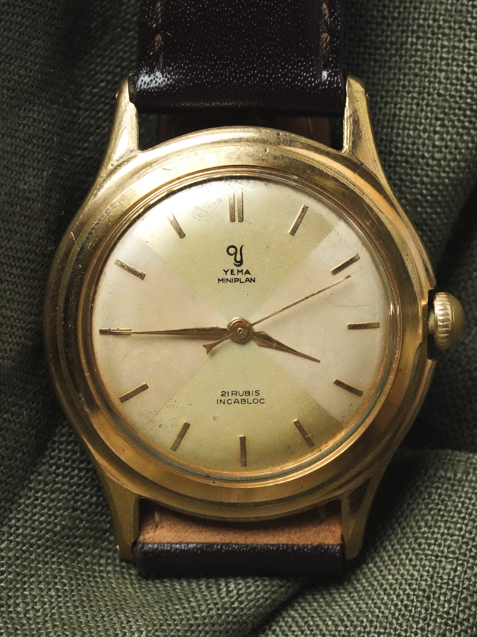 Yema - Miniplan Cadran bi-tons Plaqué Or - 1970s - Atelier Victor - Vintage Watch Shop