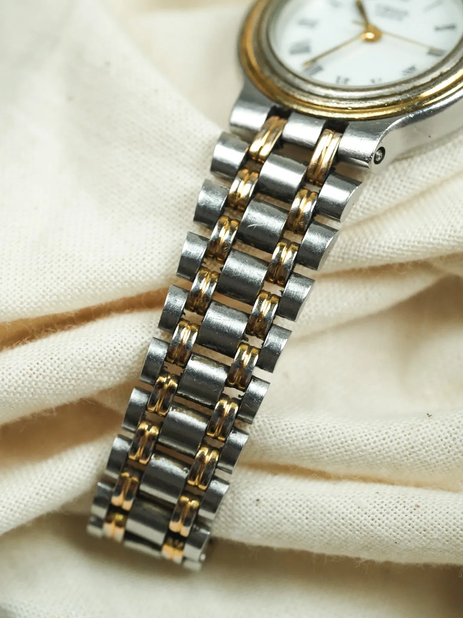 Yema - Montre Femme en Acier et Plaqué or - 1990s - Atelier Victor - Vintage  Shop