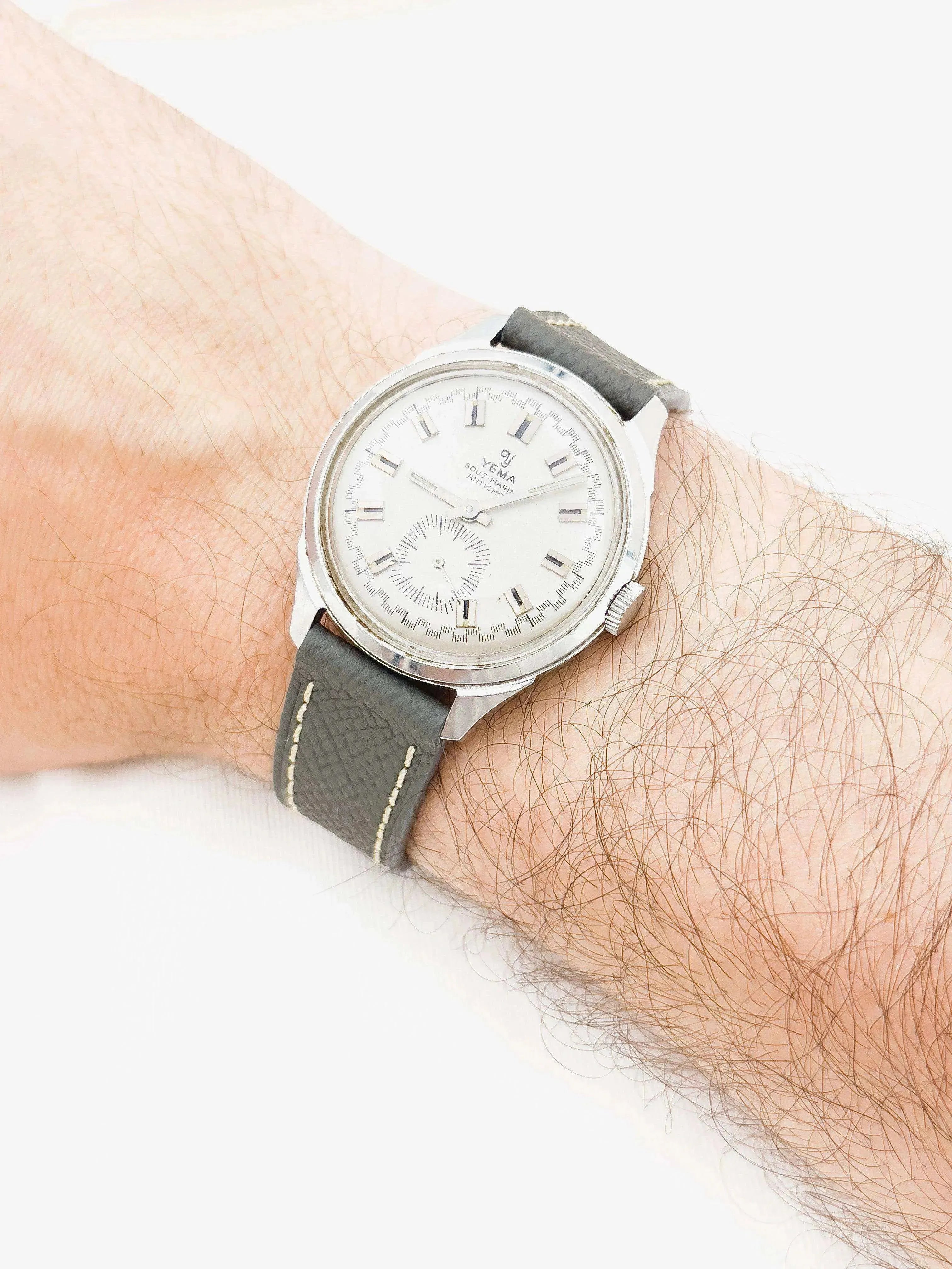 Yema - Sous Marine Antichoc Petite Seconde - 1970’s - Atelier Victor Paris - Vintage Watch Shop Dubai