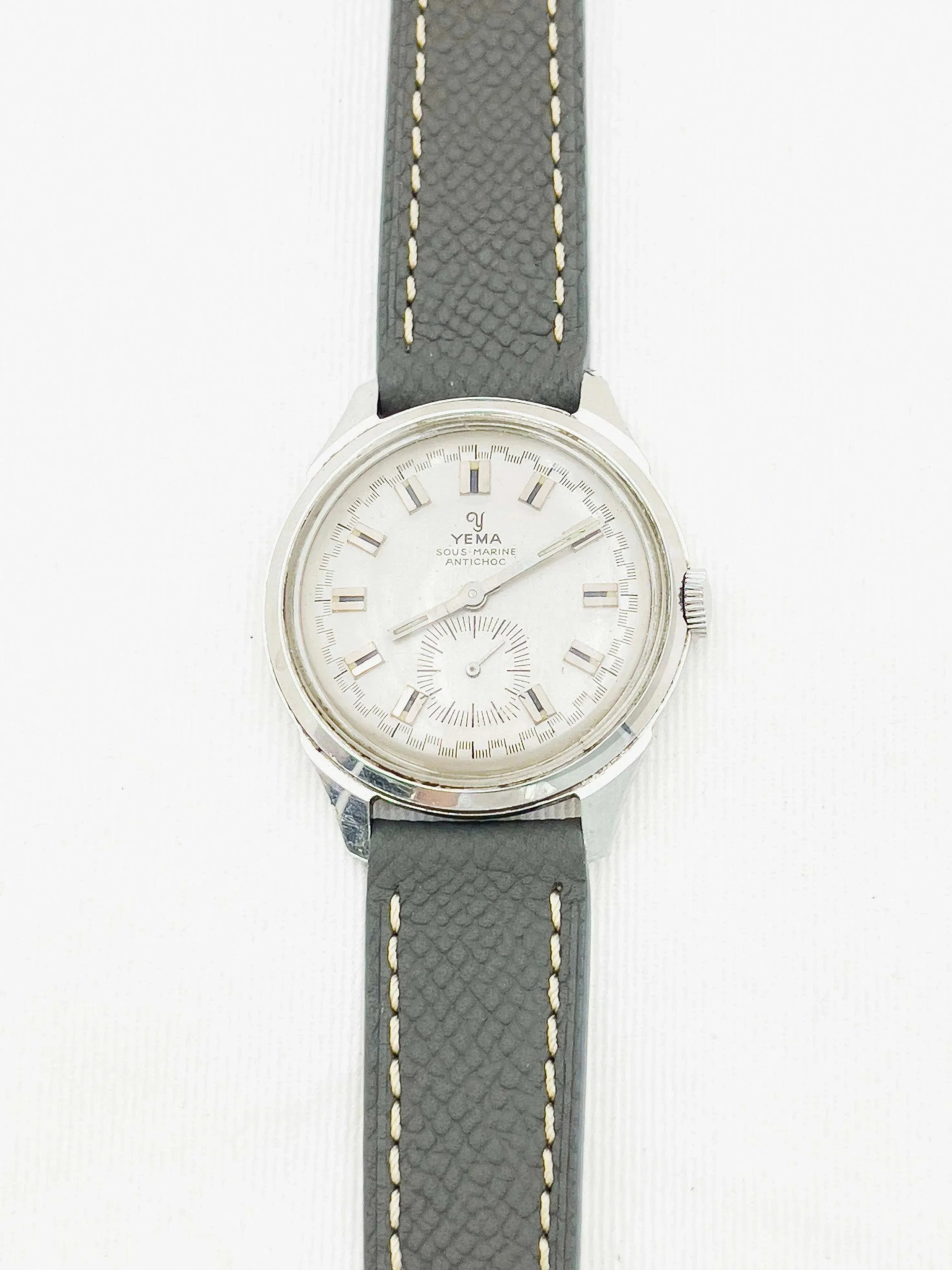 Yema - Sous Marine Antichoc Petite Seconde - 1970’s - Atelier Victor - Vintage  Shop