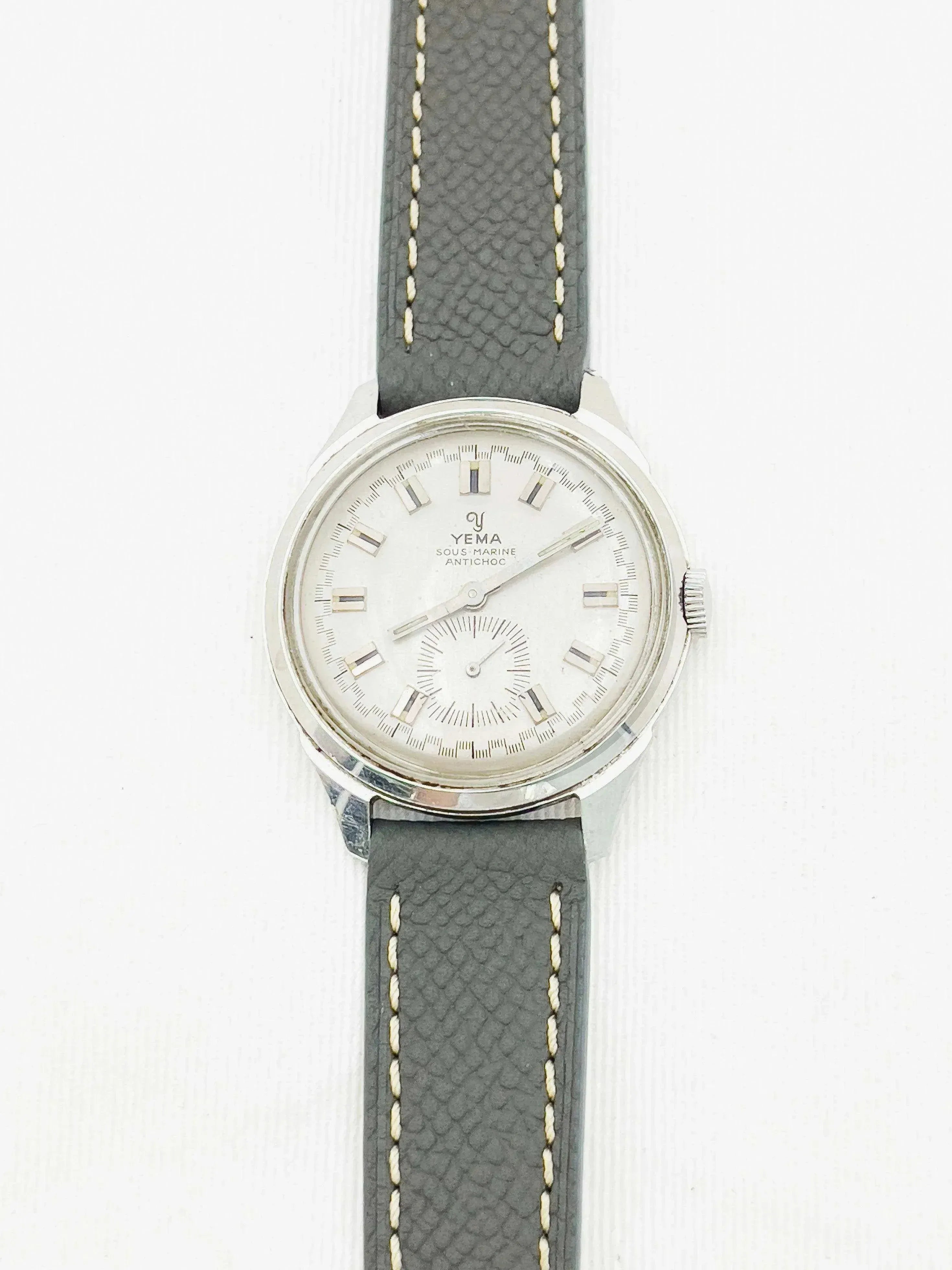 Yema - Sous Marine Antichoc Petite Seconde - 1970’s - Atelier Victor - Vintage  Shop