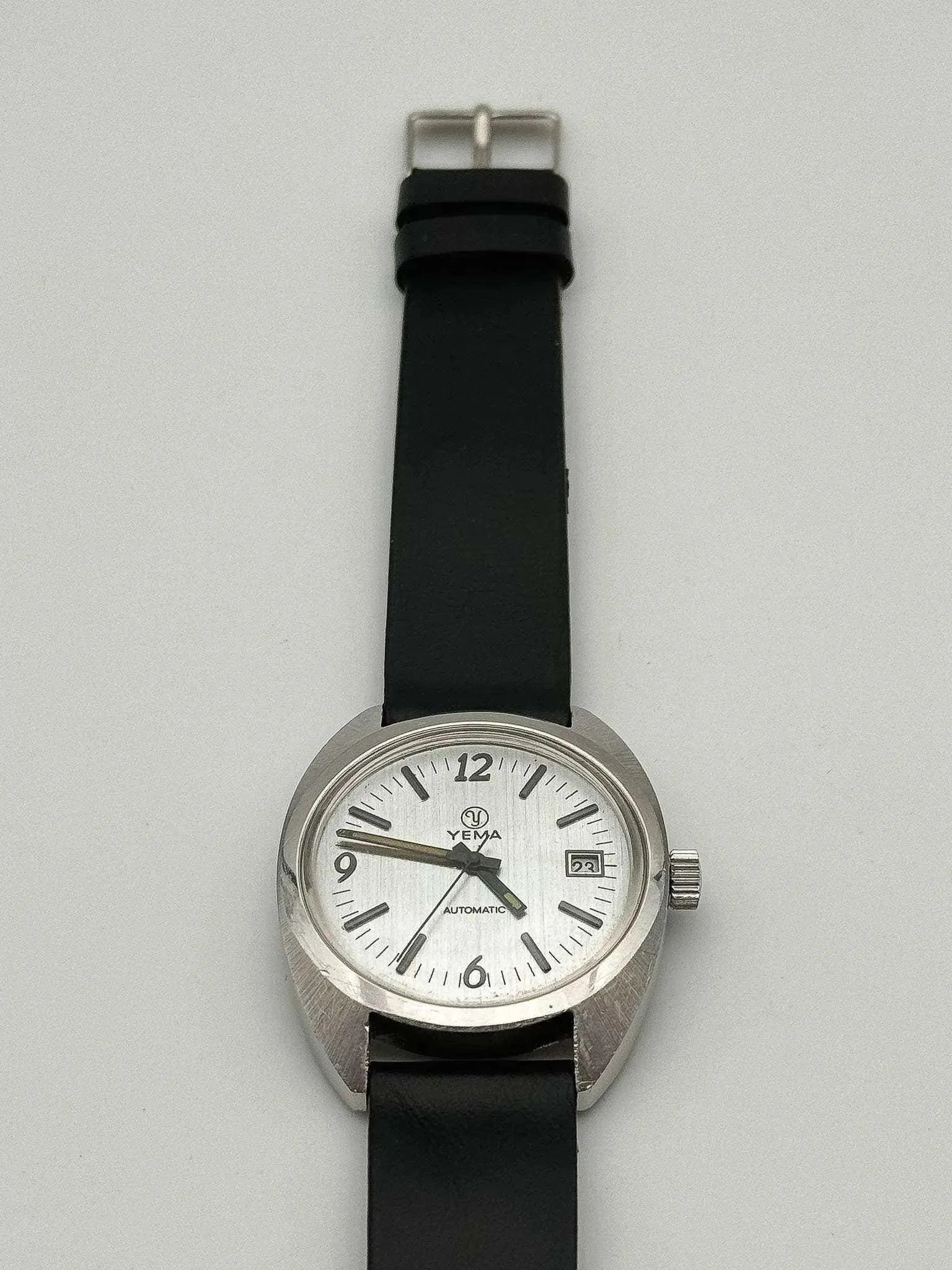 Yema - Sous-Marine Black Index - 1960s - Atelier Victor - Vintage Watch Shop