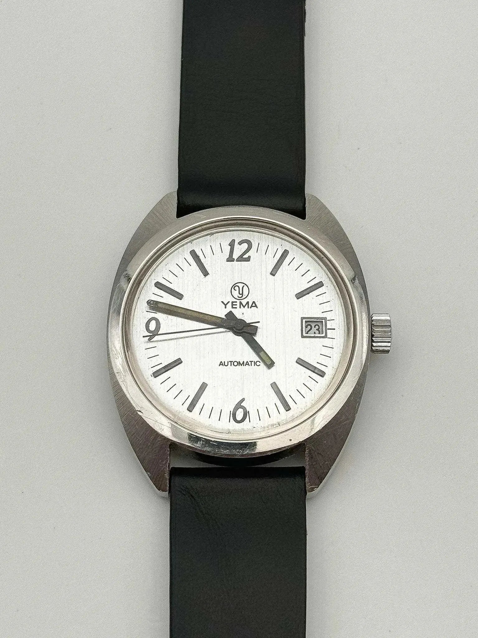 Yema - Sous-Marine Black Index - 1960s - Atelier Victor - Vintage Watch Shop