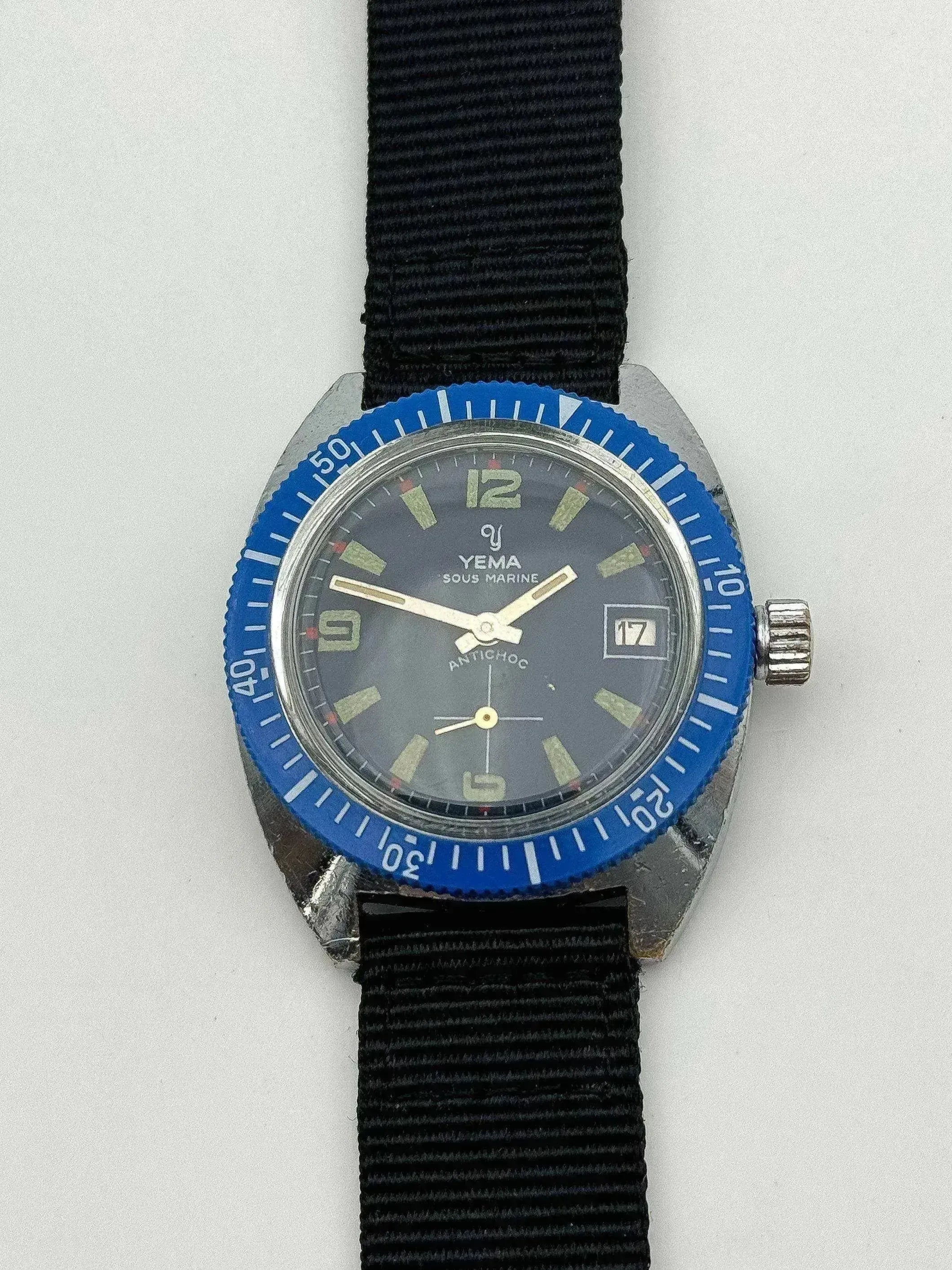 Yema - Sous-Marine Bleu - 1970s - Atelier Victor